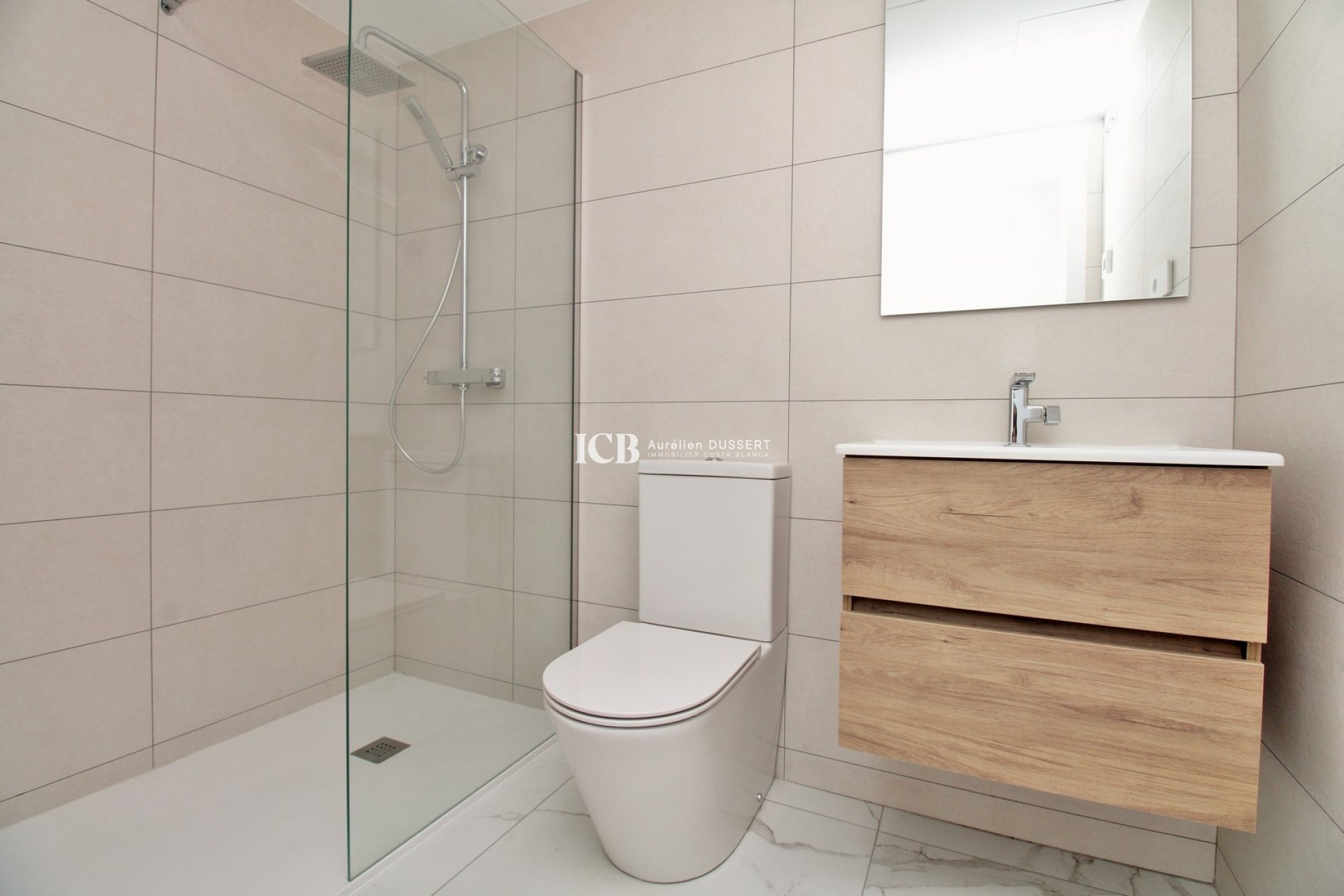 Revente - Appartement -
Punta Prima - Torrevieja