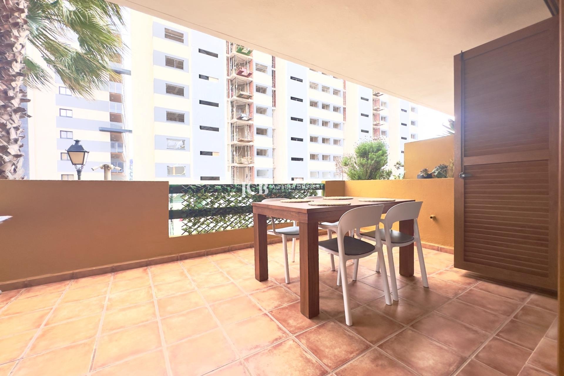 Revente - Appartement -
Punta Prima - Torrevieja