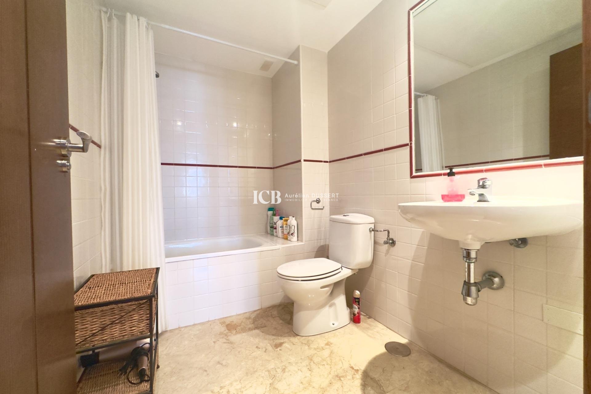 Revente - Appartement -
Punta Prima - Torrevieja