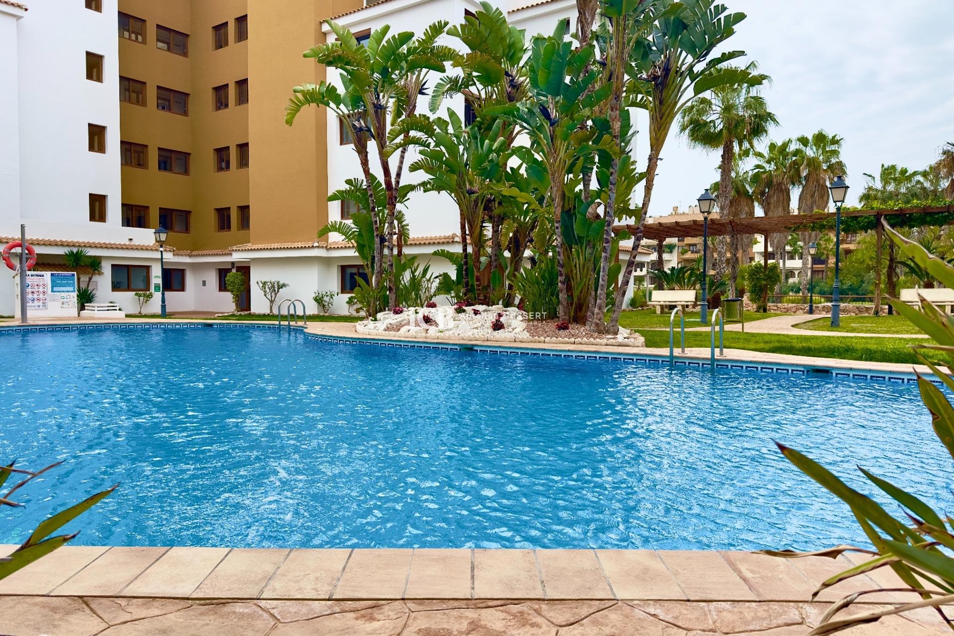 Revente - Appartement -
Punta Prima - Torrevieja