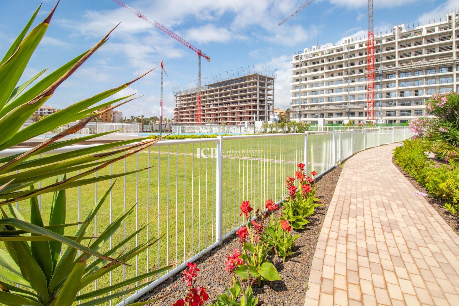 Revente - Appartement -
Punta Prima - Torrevieja