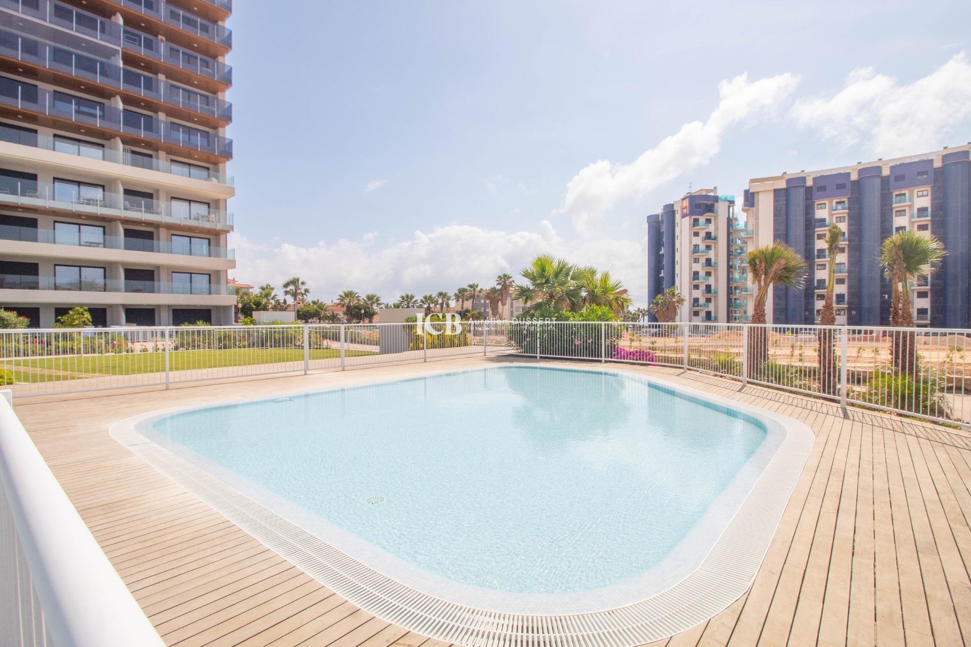 Revente - Appartement -
Punta Prima - Torrevieja