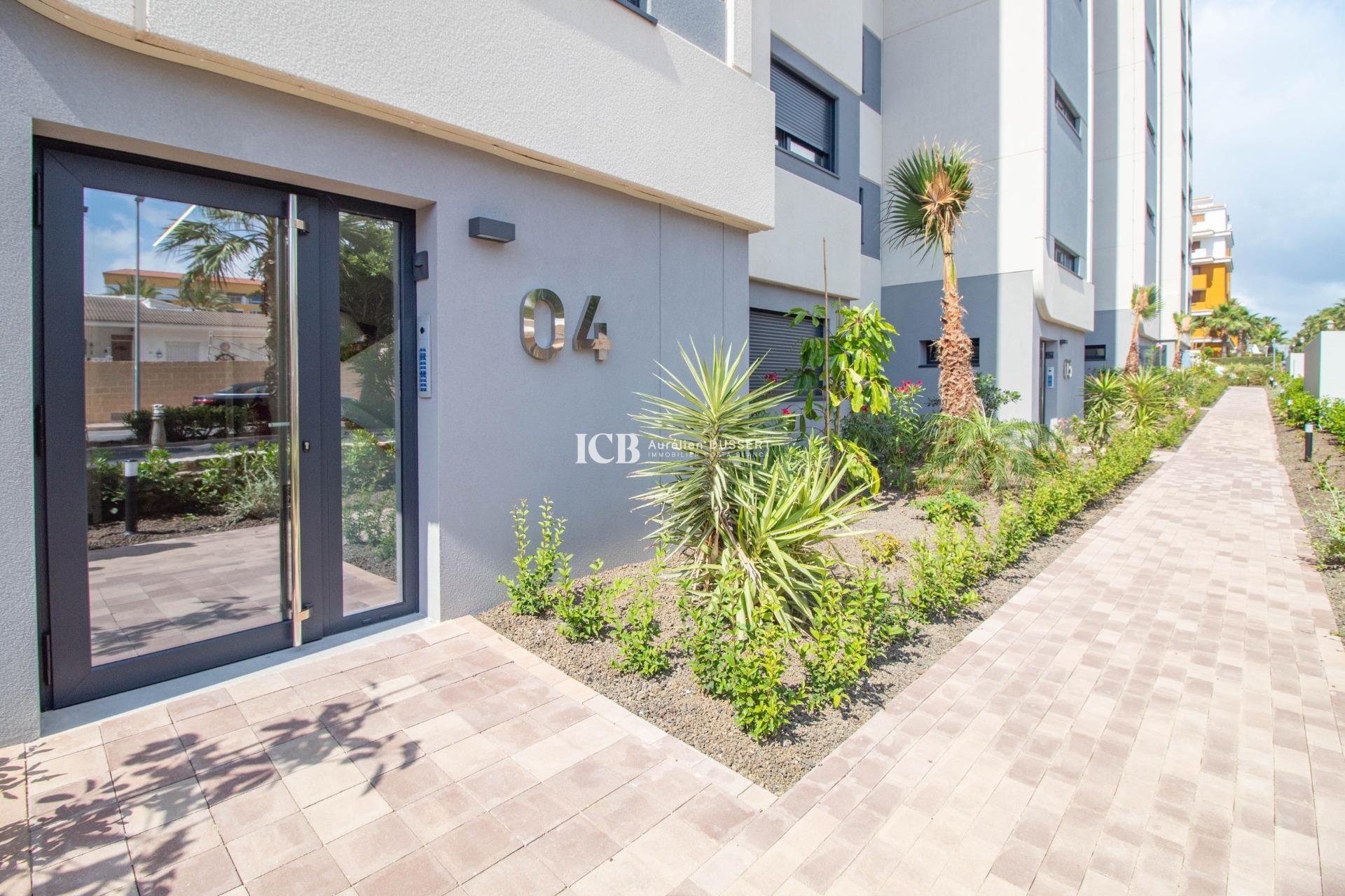 Revente - Appartement -
Punta Prima - Torrevieja