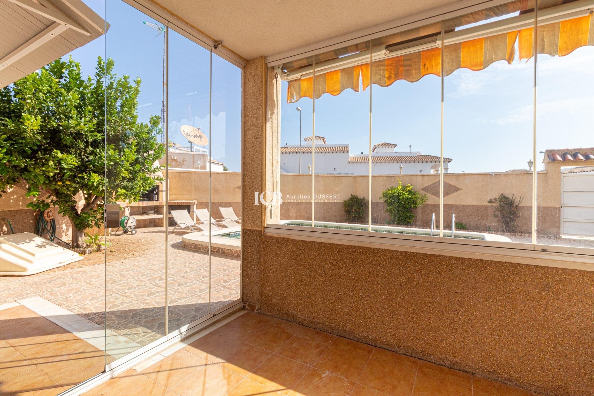 Revente - Appartement -
Punta Prima - Torrevieja