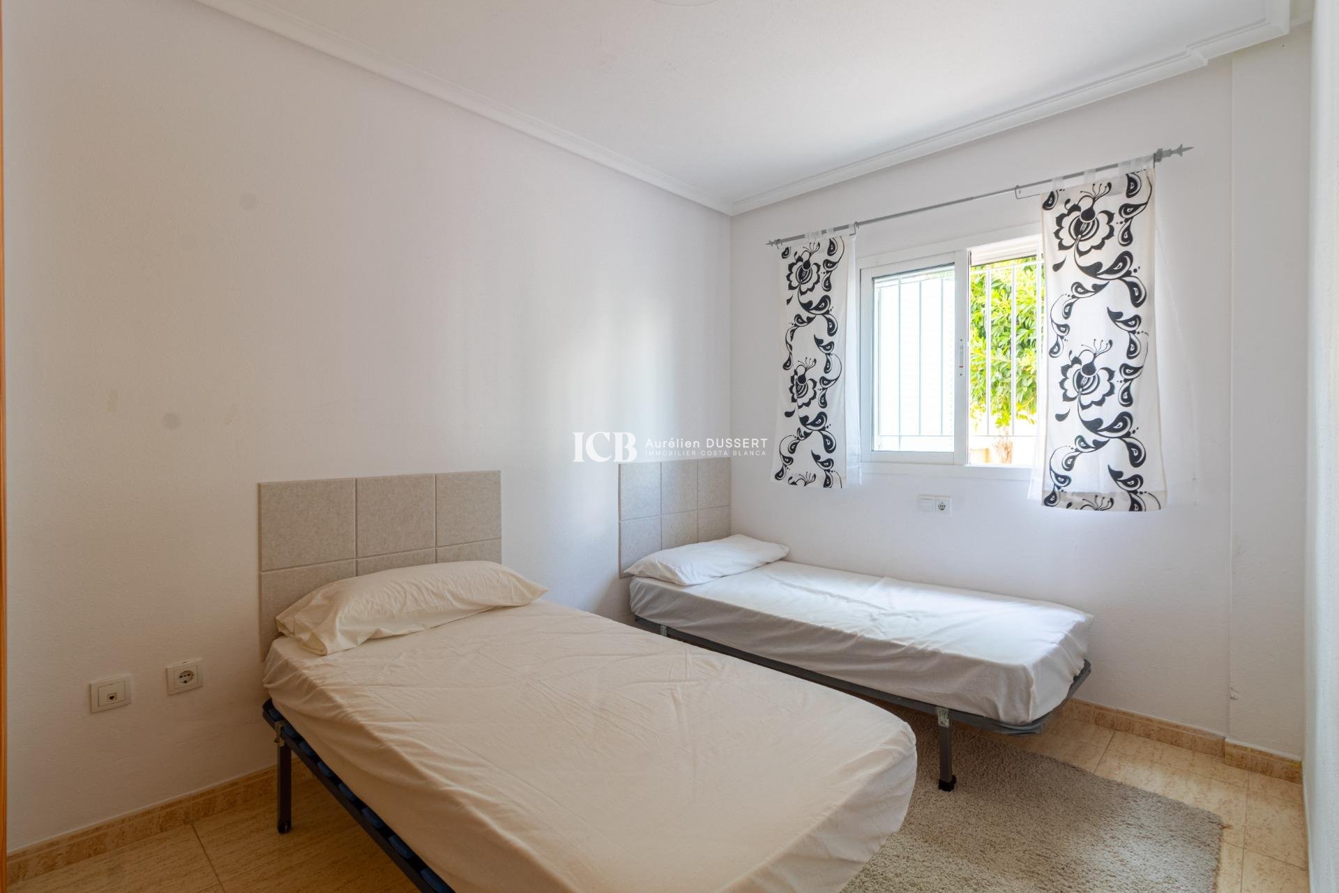Revente - Appartement -
Punta Prima - Torrevieja