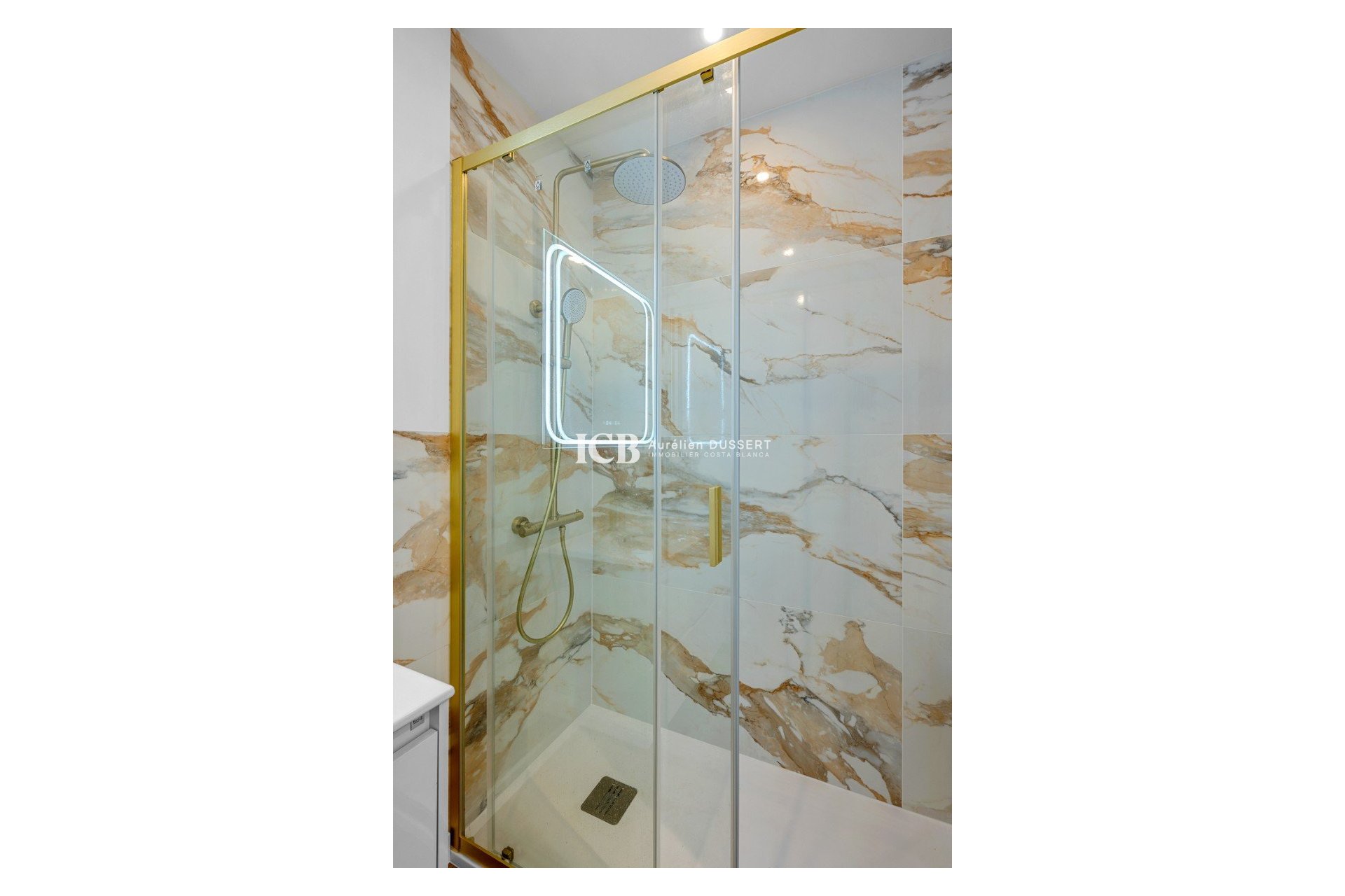Revente - Appartement -
Punta Prima - Torrevieja