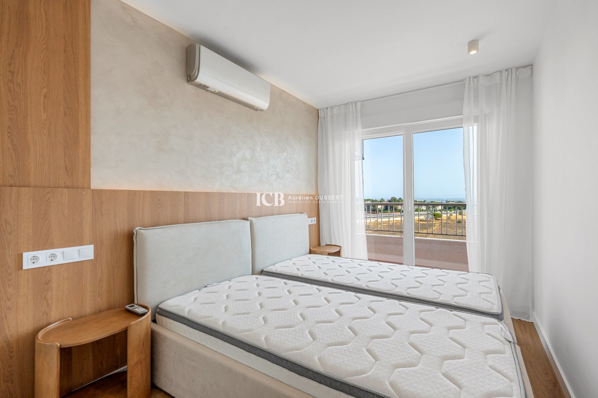 Revente - Appartement -
Punta Prima - Torrevieja