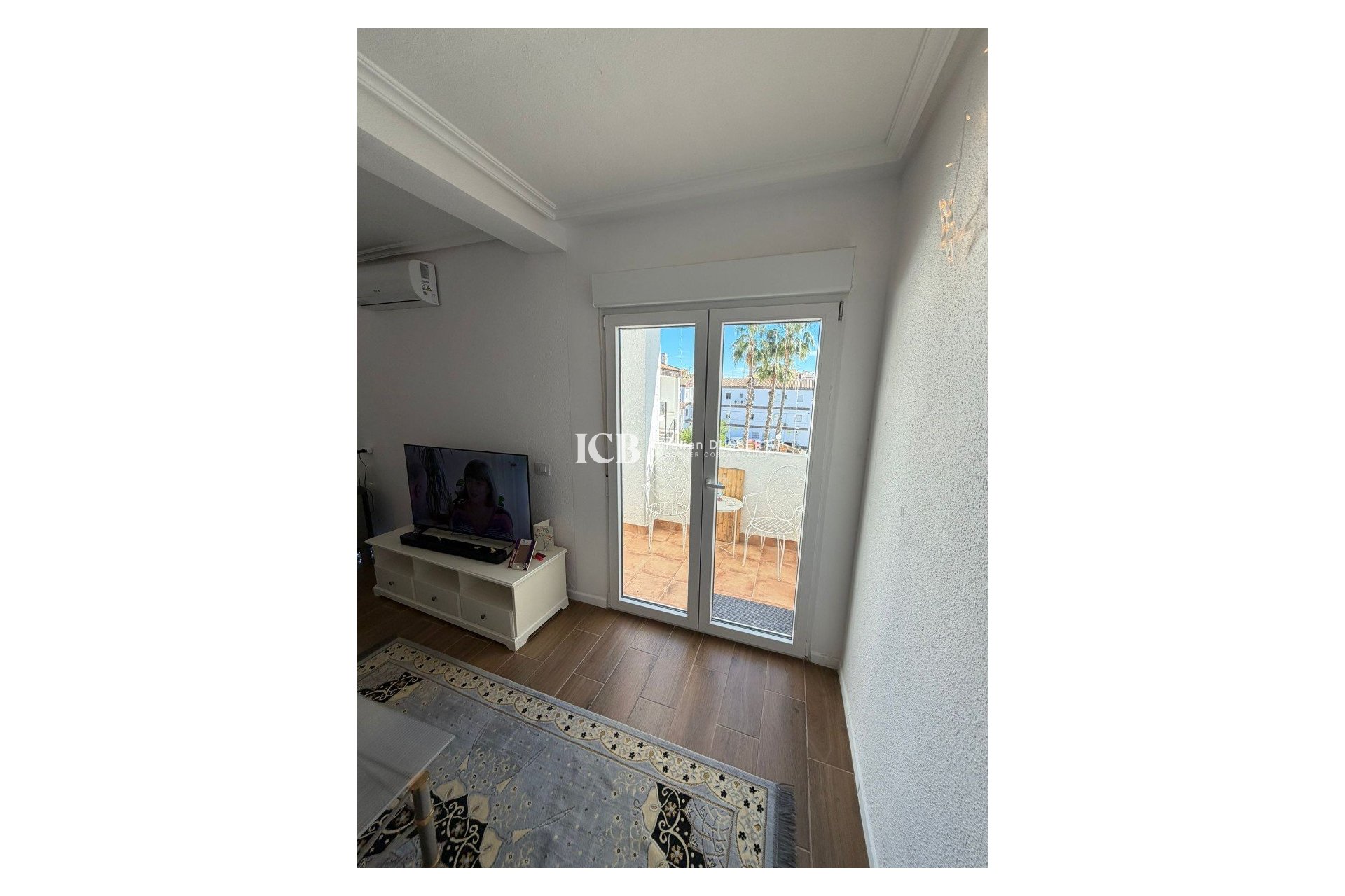 Revente - Appartement -
Punta Prima - Torrevieja