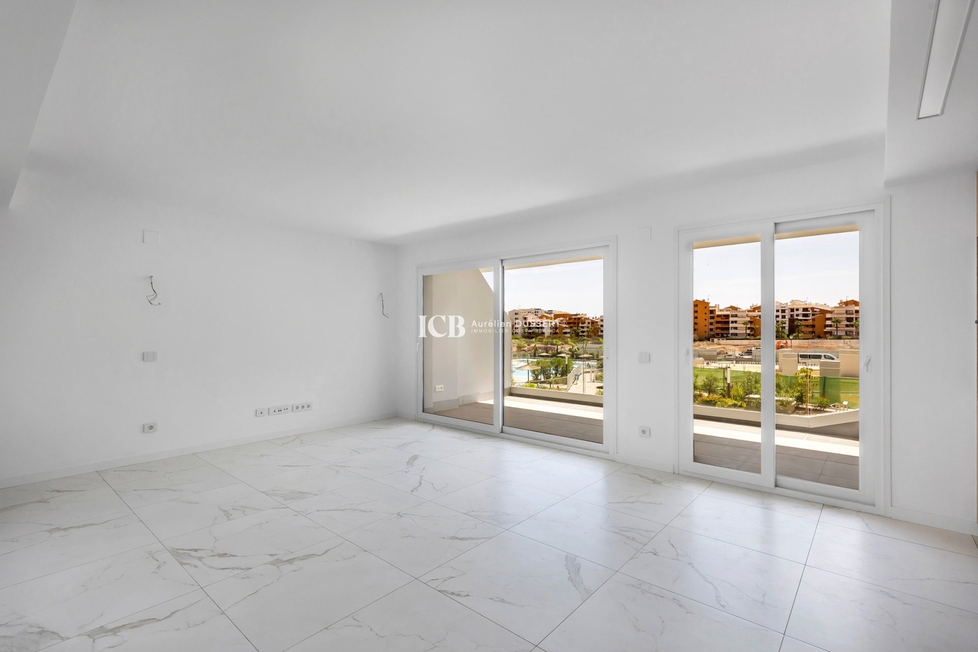 Revente - Appartement -
Punta Prima - Torrevieja