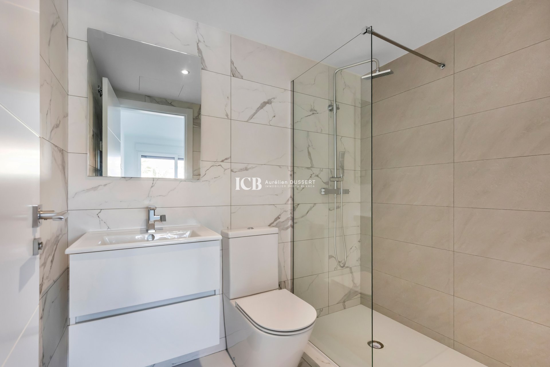 Revente - Appartement -
Punta Prima - Torrevieja