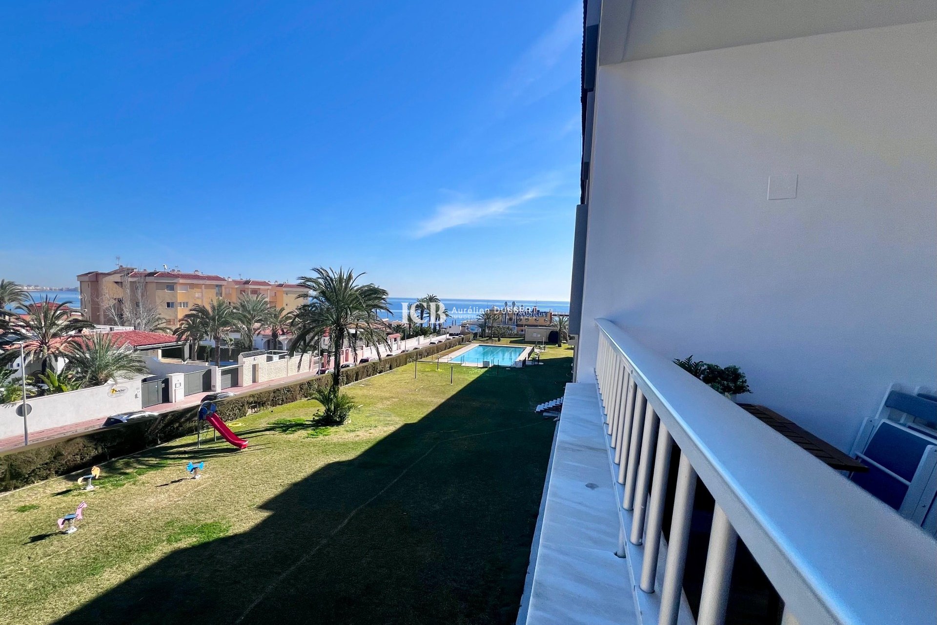 Revente - Appartement -
Punta Prima - Torrevieja