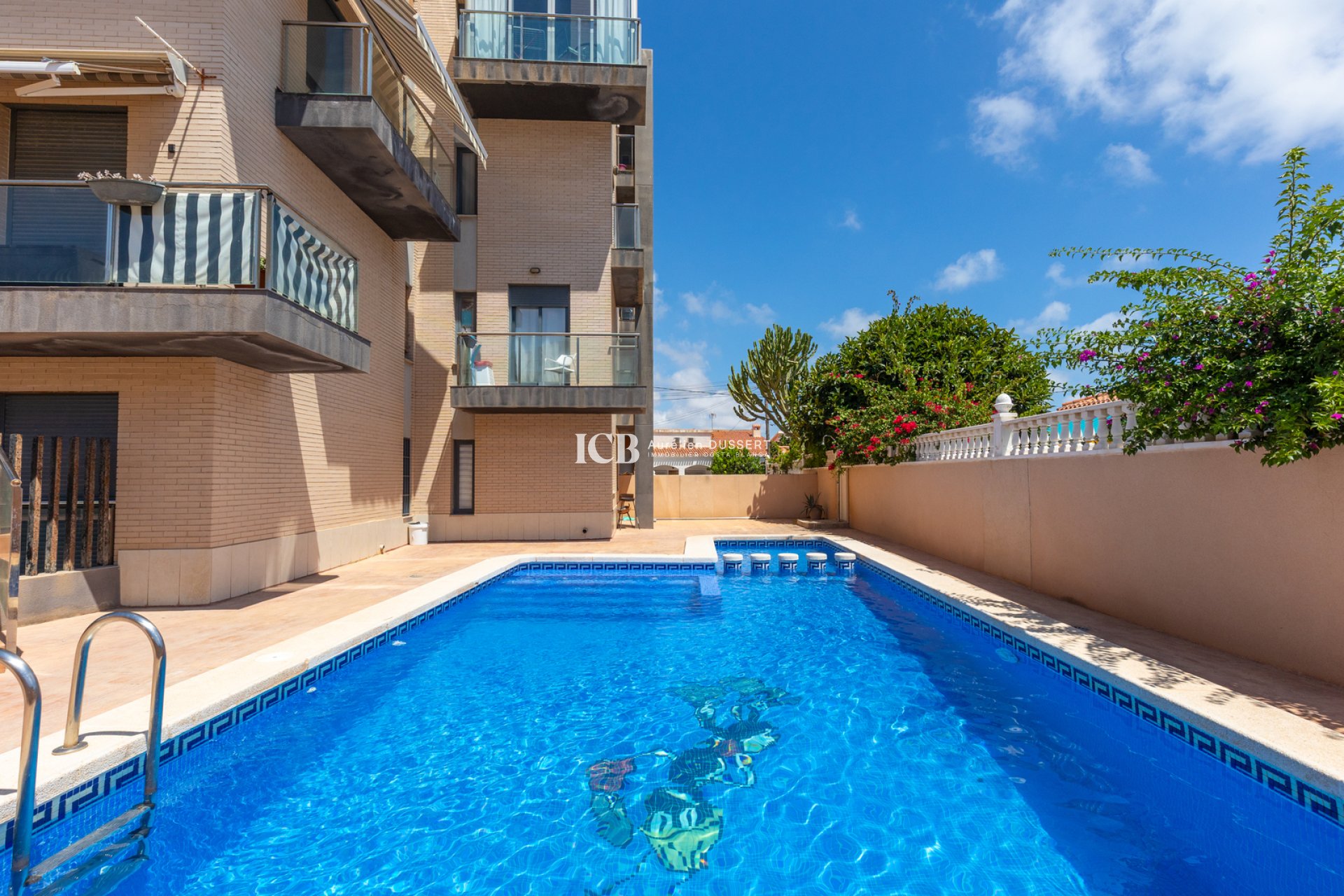 Revente - Appartement -
Punta Prima - Torrevieja