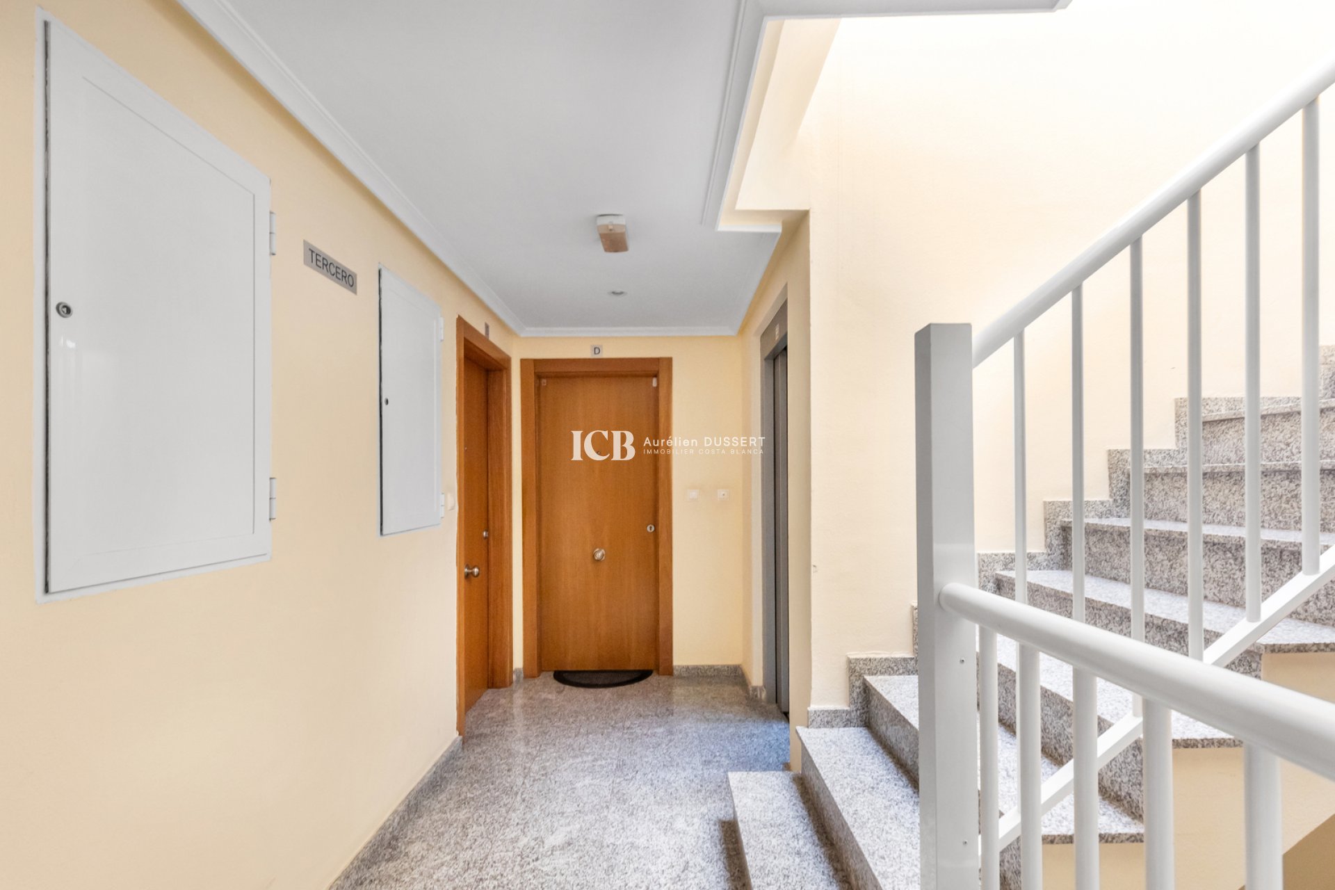 Revente - Appartement -
Punta Prima - Torrevieja