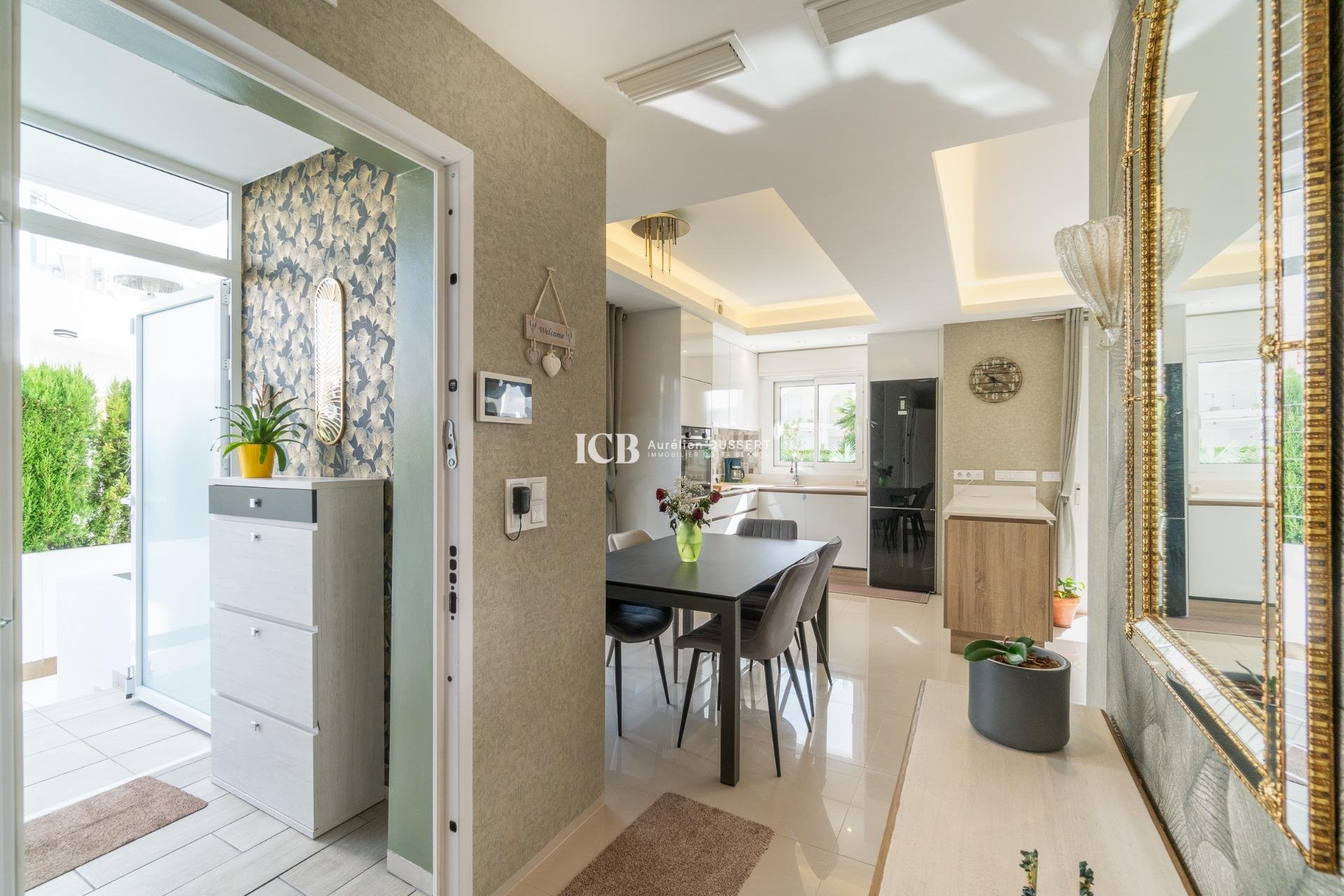 Revente - Appartement -
Rojales - Centro de la Ciudad Quesada