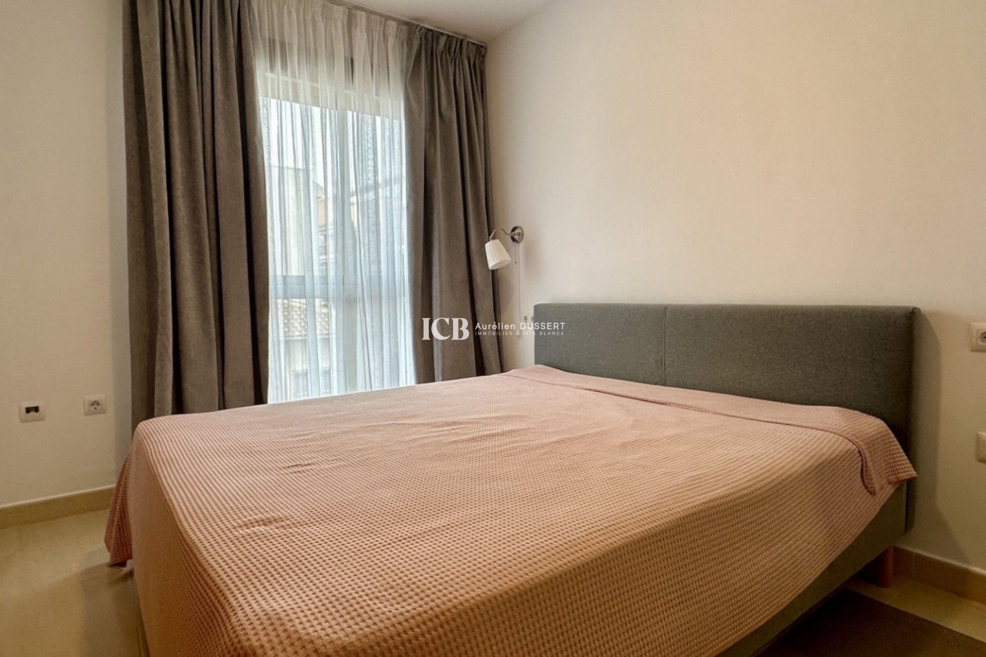 Revente - Appartement -
San Miguel de Salinas - Centro
