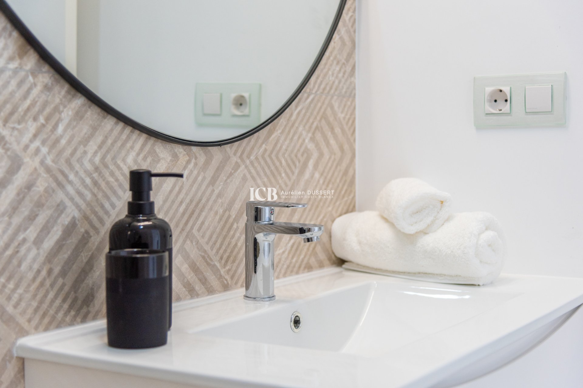 Revente - Appartement -
San Miguel de Salinas