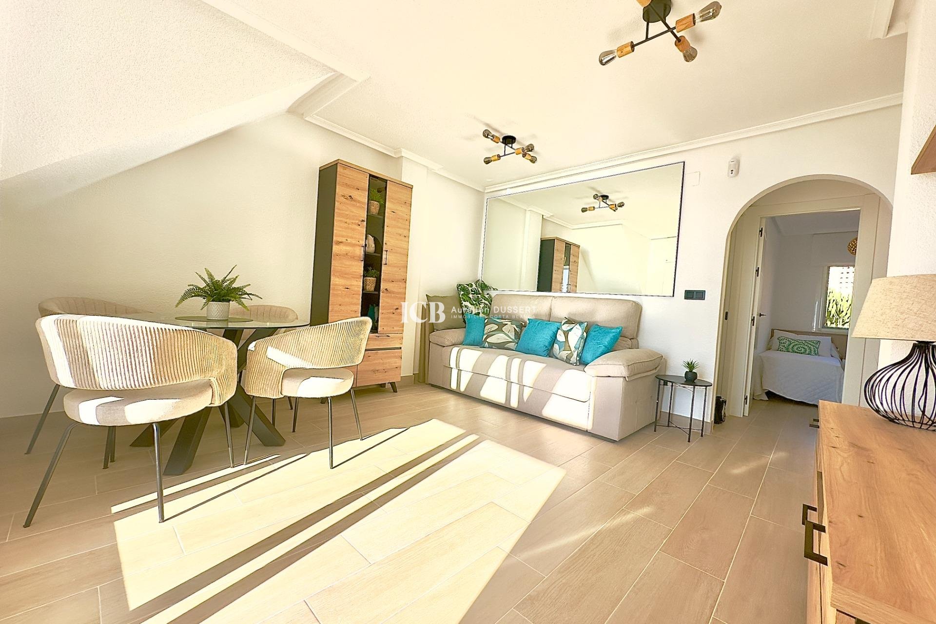 Revente - Appartement -
Torrevieja - Cabo cervera