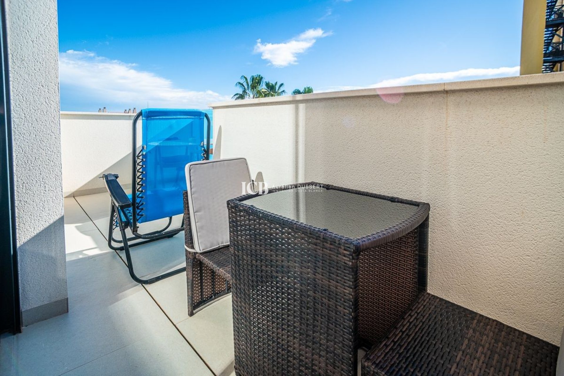Revente - Appartement -
Torrevieja - Calas blanca