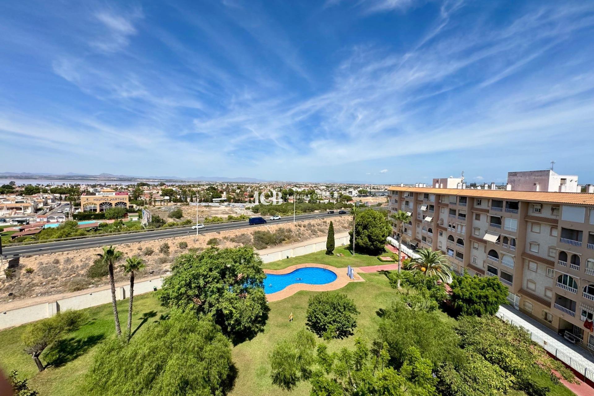 Revente - Appartement -
Torrevieja - Centro