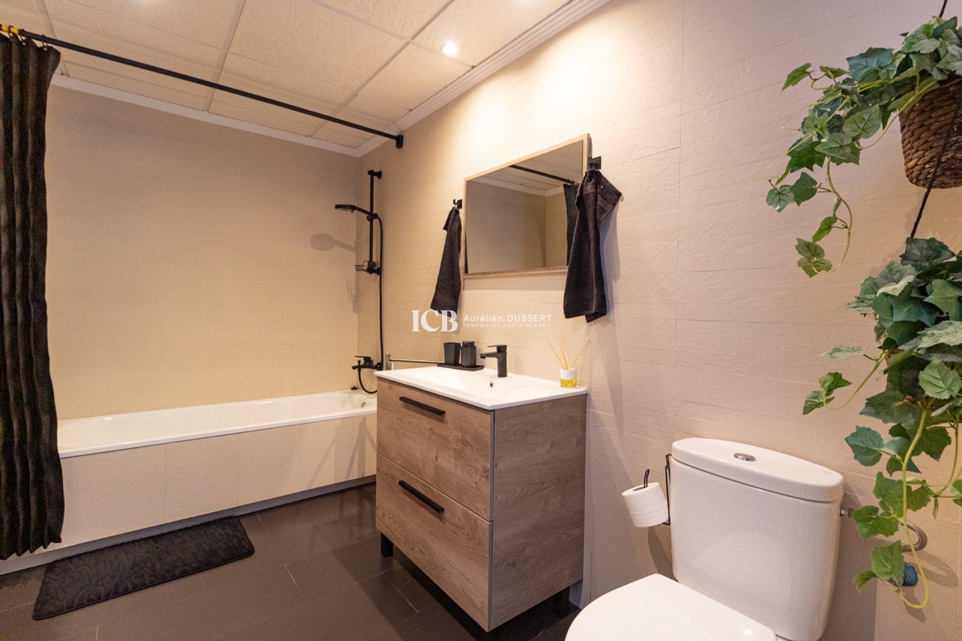 Revente - Appartement -
Torrevieja - Centro