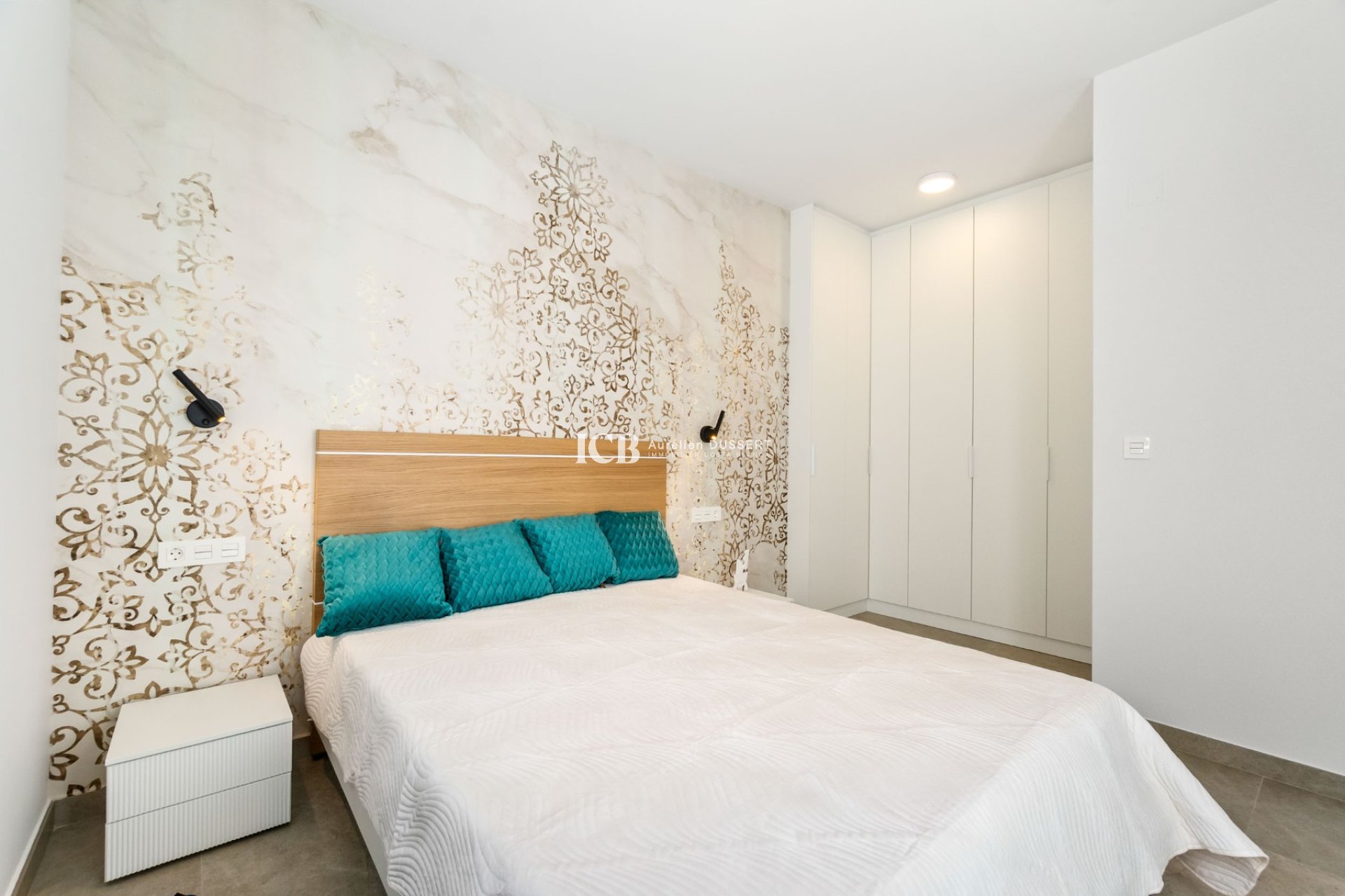 Revente - Appartement -
Torrevieja - Centro