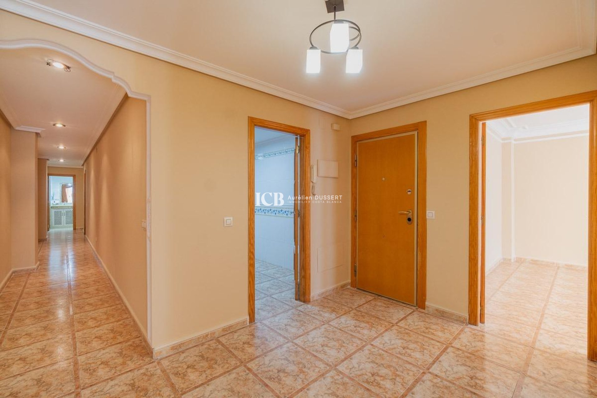 Revente - Appartement -
Torrevieja - Centro