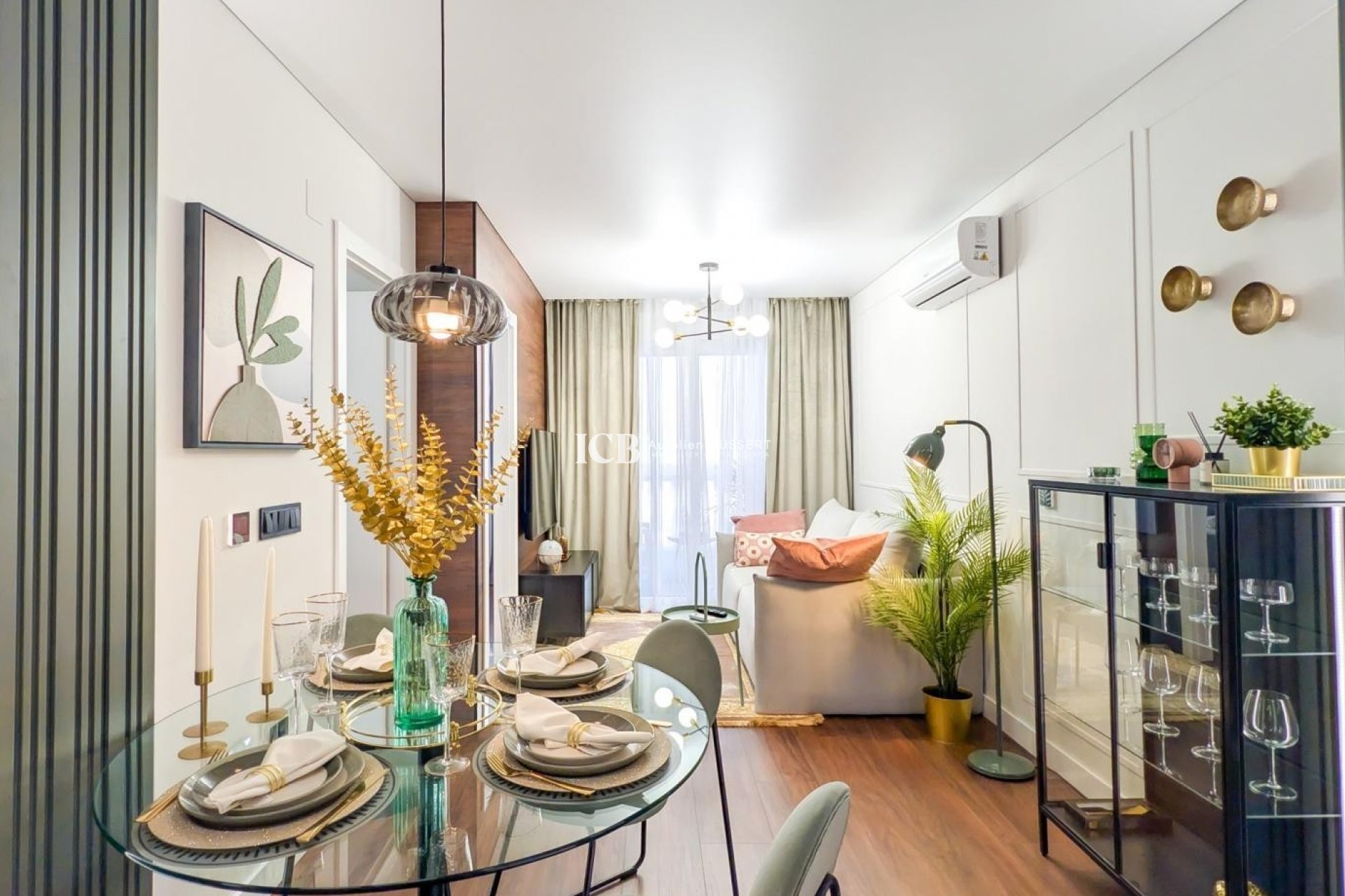 Revente - Appartement -
Torrevieja - Centro