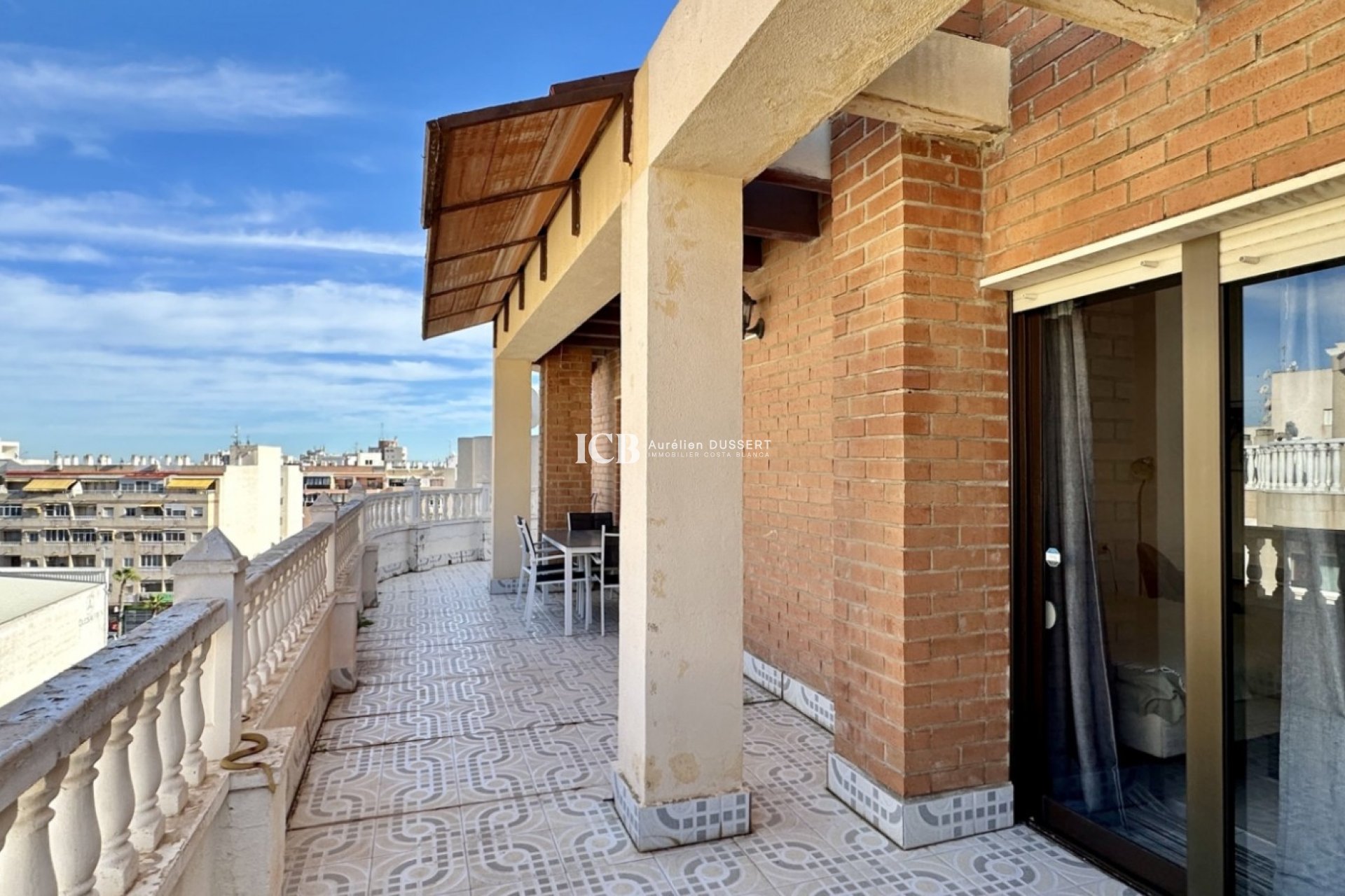Revente - Appartement -
Torrevieja - Centro