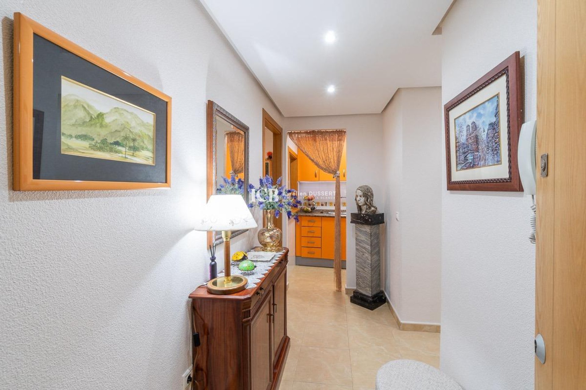 Revente - Appartement -
Torrevieja - Centro