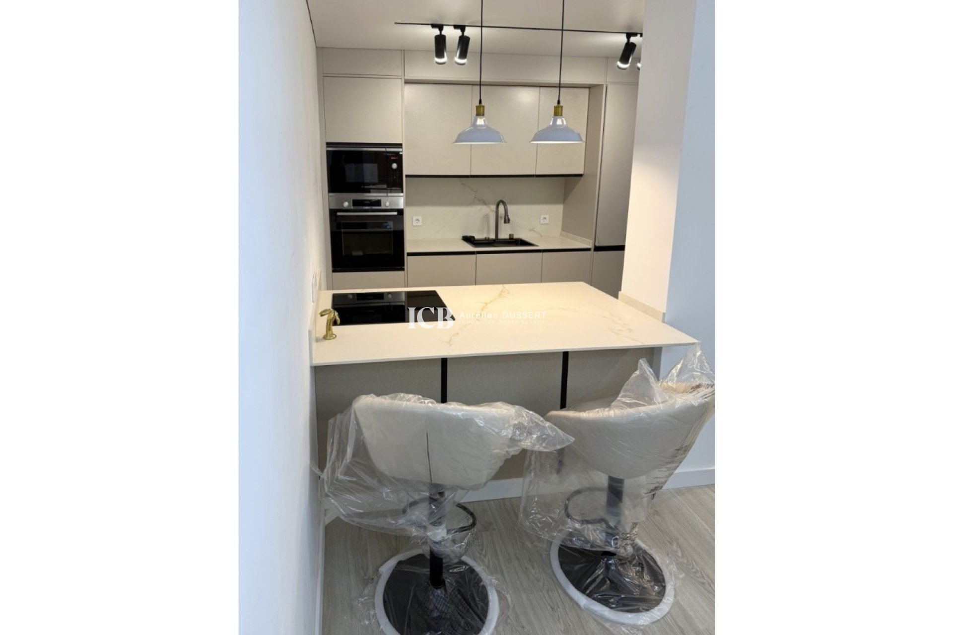 Revente - Appartement -
Torrevieja - Centro