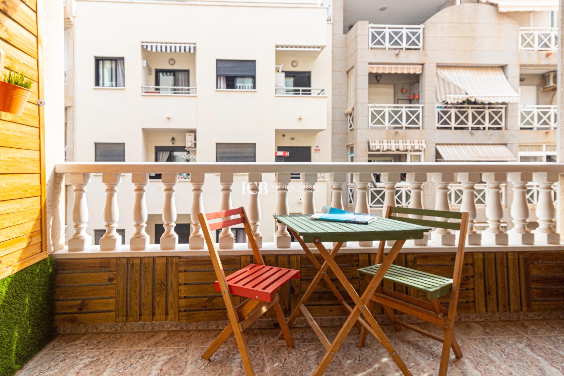 Revente - Appartement -
Torrevieja - Playa del cura