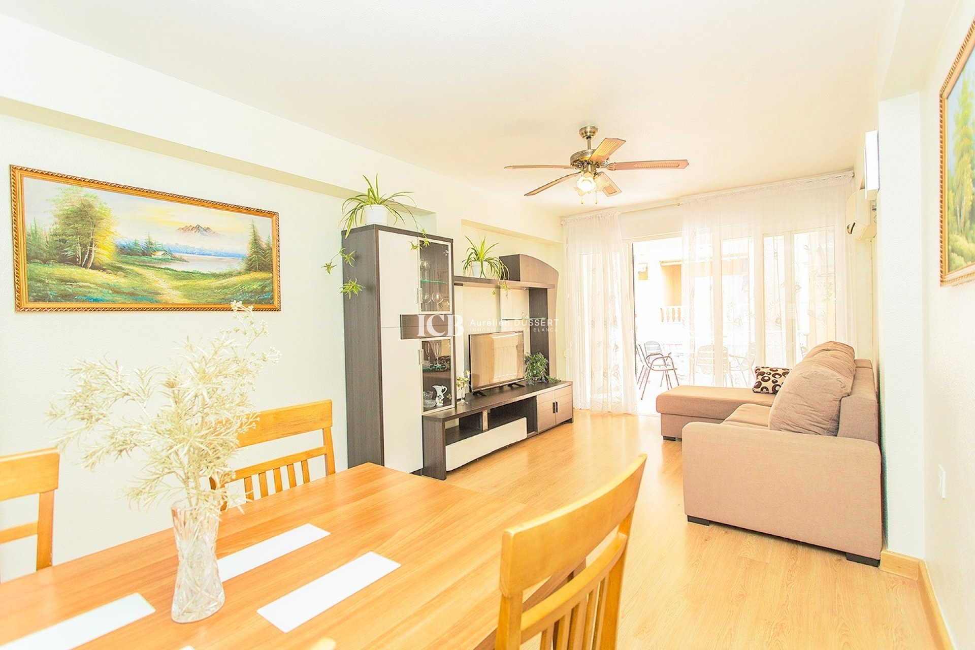 Revente - Appartement -
Torrevieja - Playa del cura