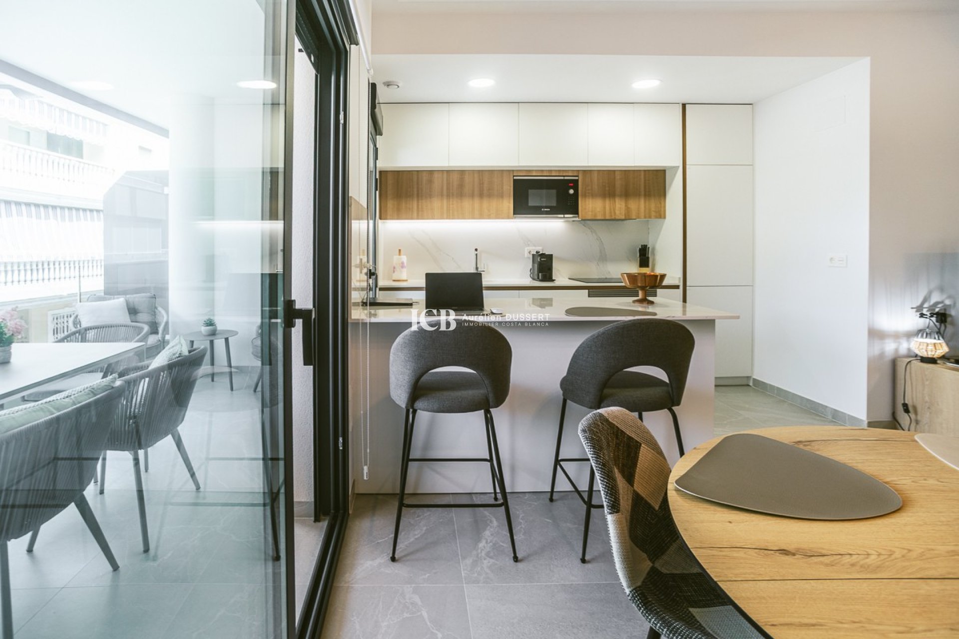 Revente - Appartement -
Torrevieja - Playa del Cura