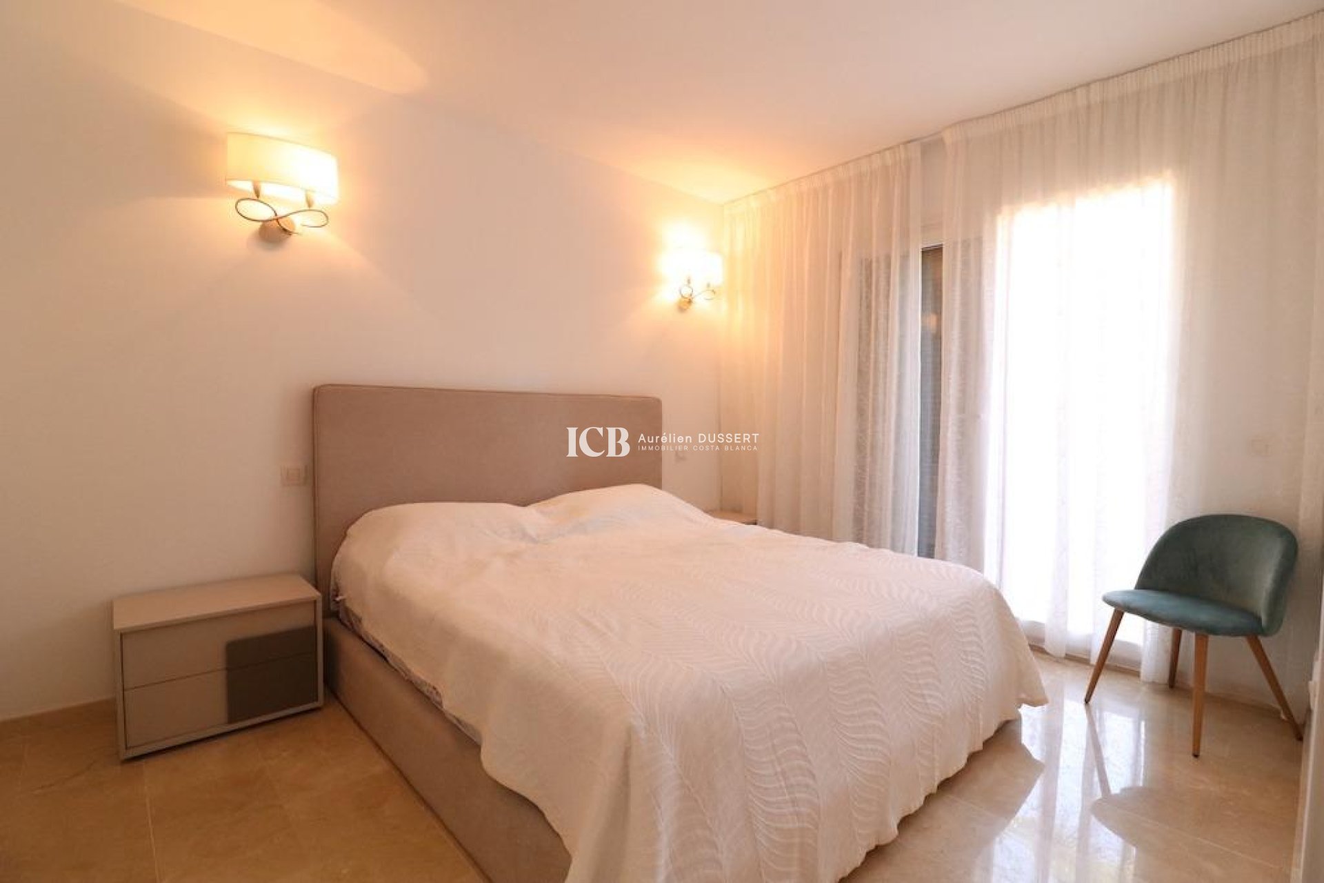 Revente - Appartement -
Torrevieja - Punta prima