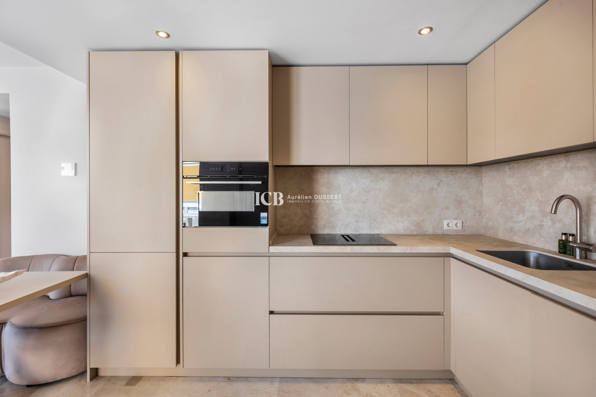 Revente - Appartement -
Torrevieja - Punta prima