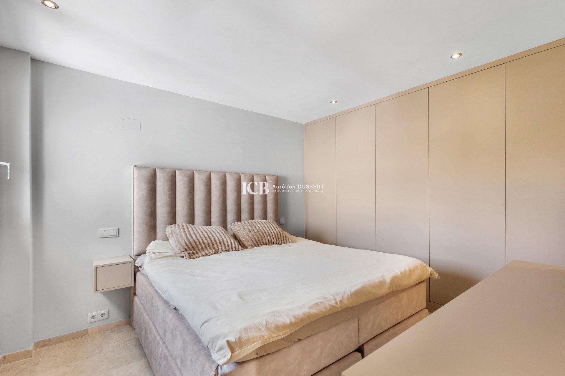 Revente - Appartement -
Torrevieja - Punta prima