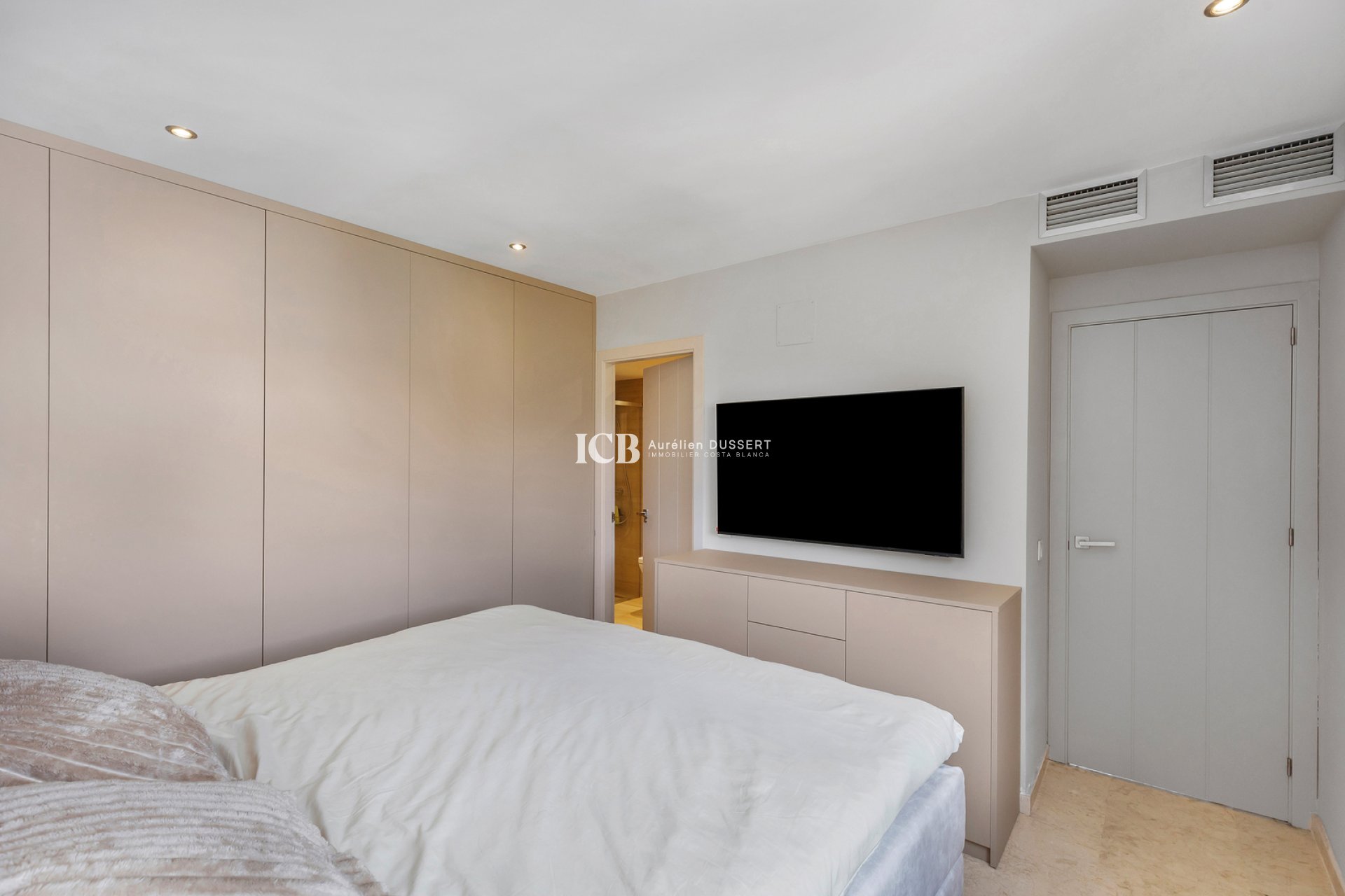 Revente - Appartement -
Torrevieja - Punta prima