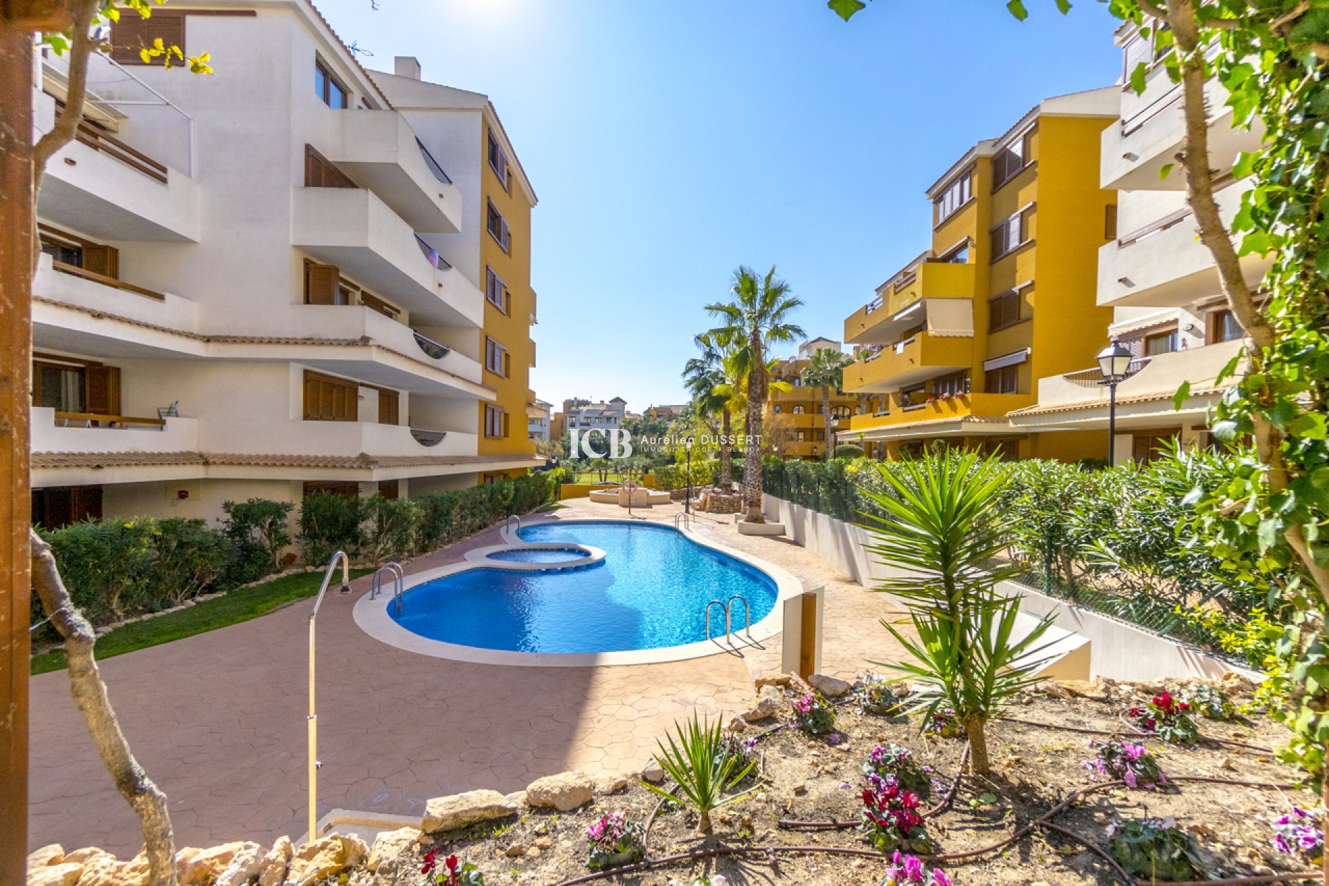 Revente - Appartement -
Torrevieja - Punta prima