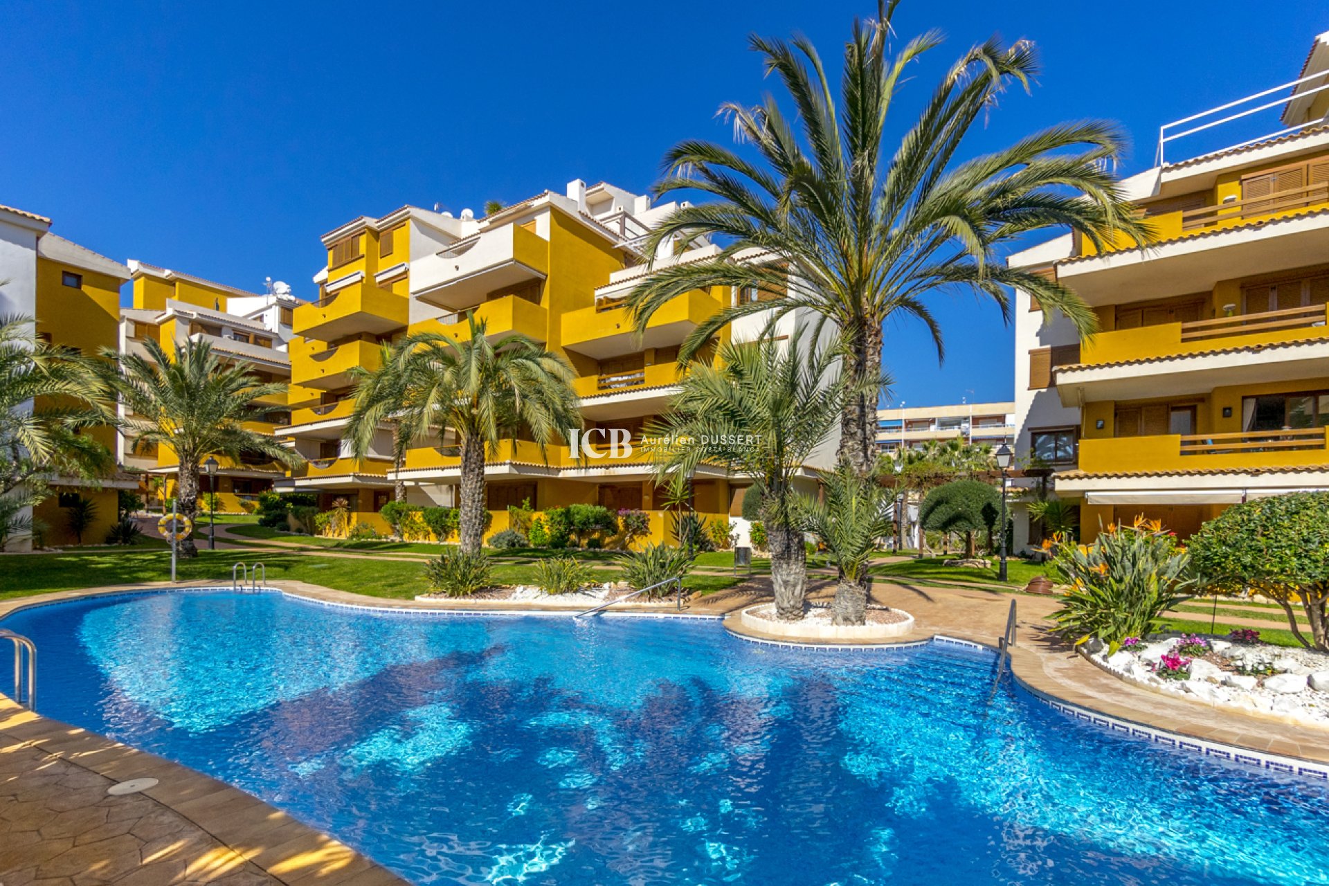 Revente - Appartement -
Torrevieja - Punta prima
