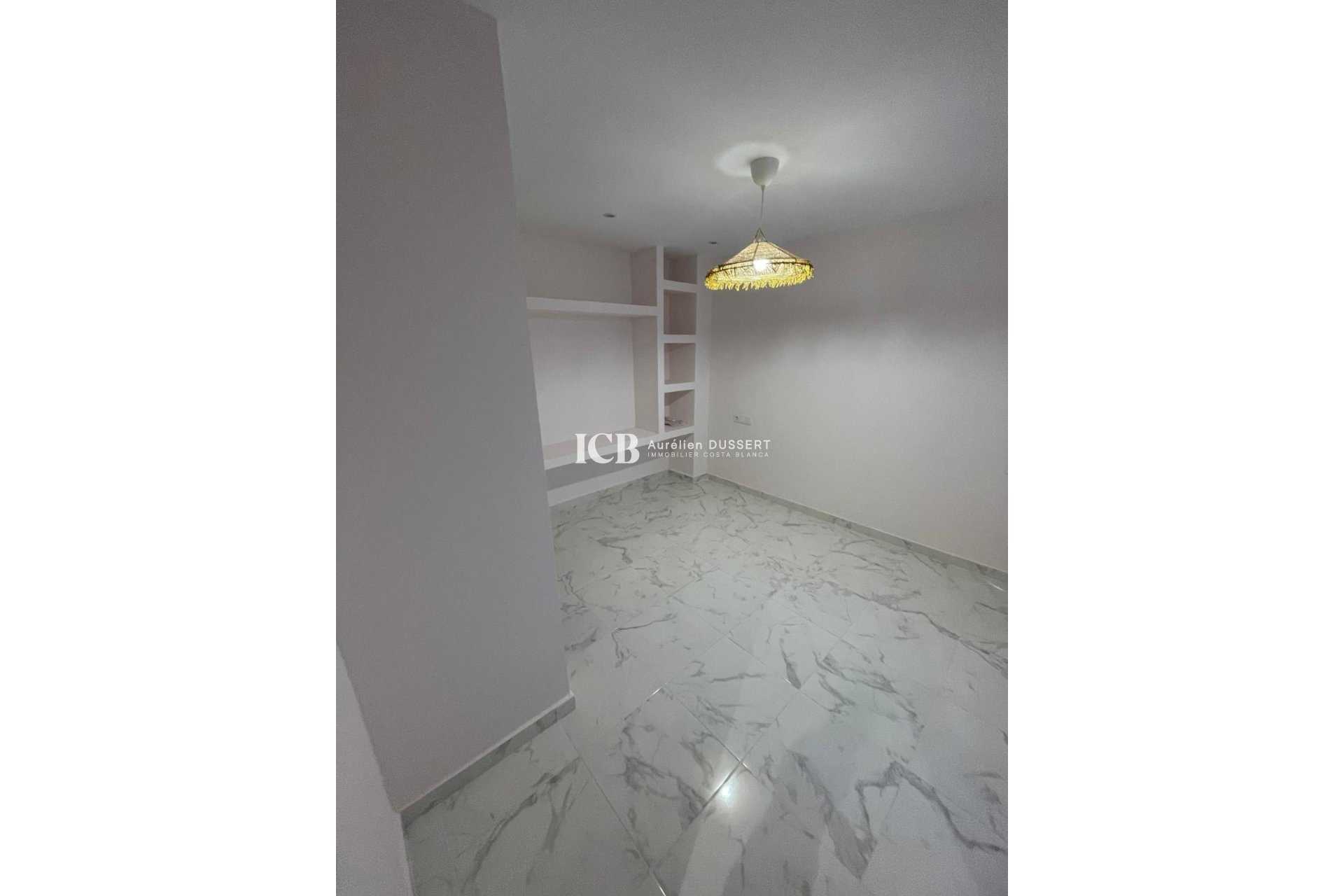 Revente - Appartement -
Torrevieja - torrevieja