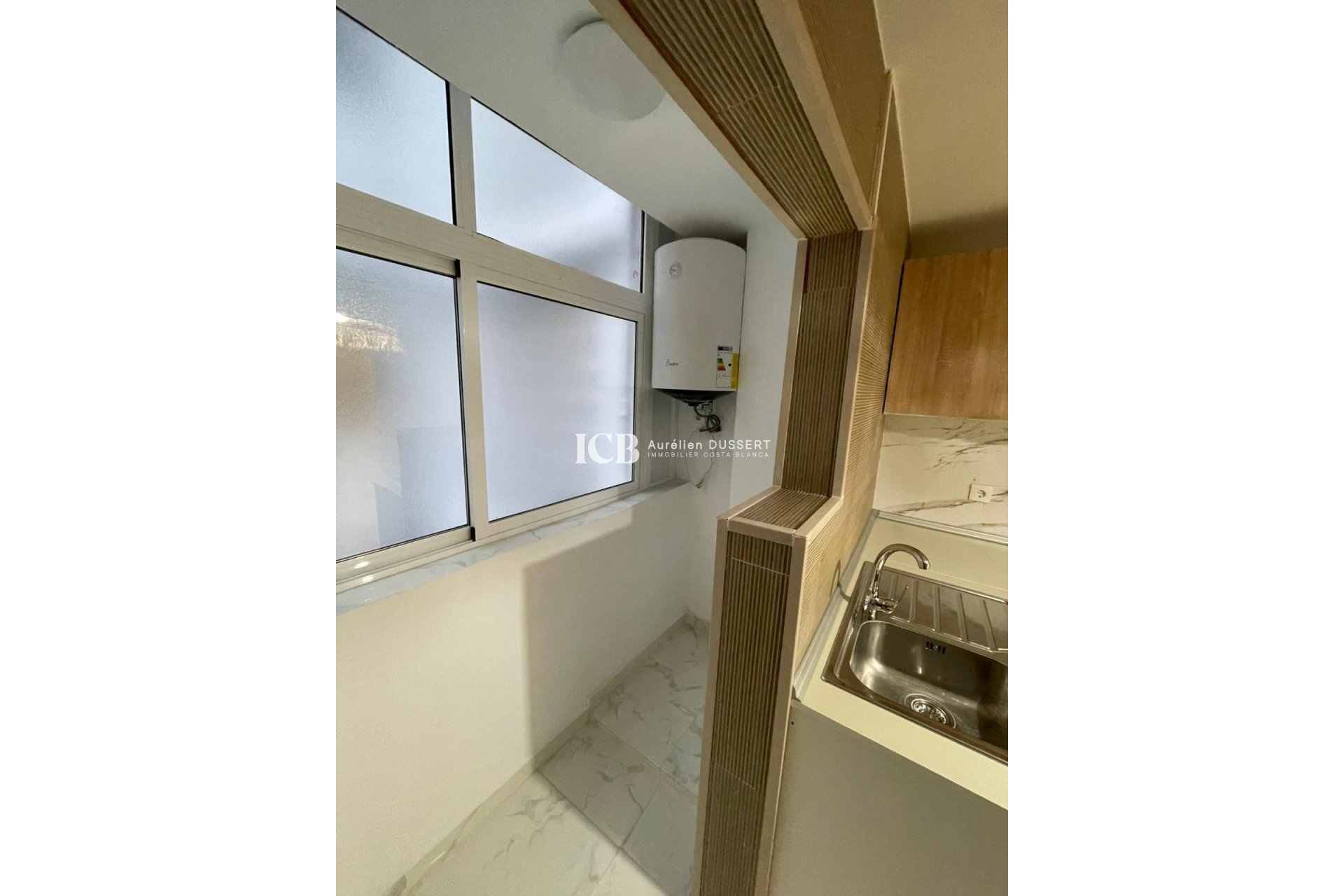 Revente - Appartement -
Torrevieja - torrevieja