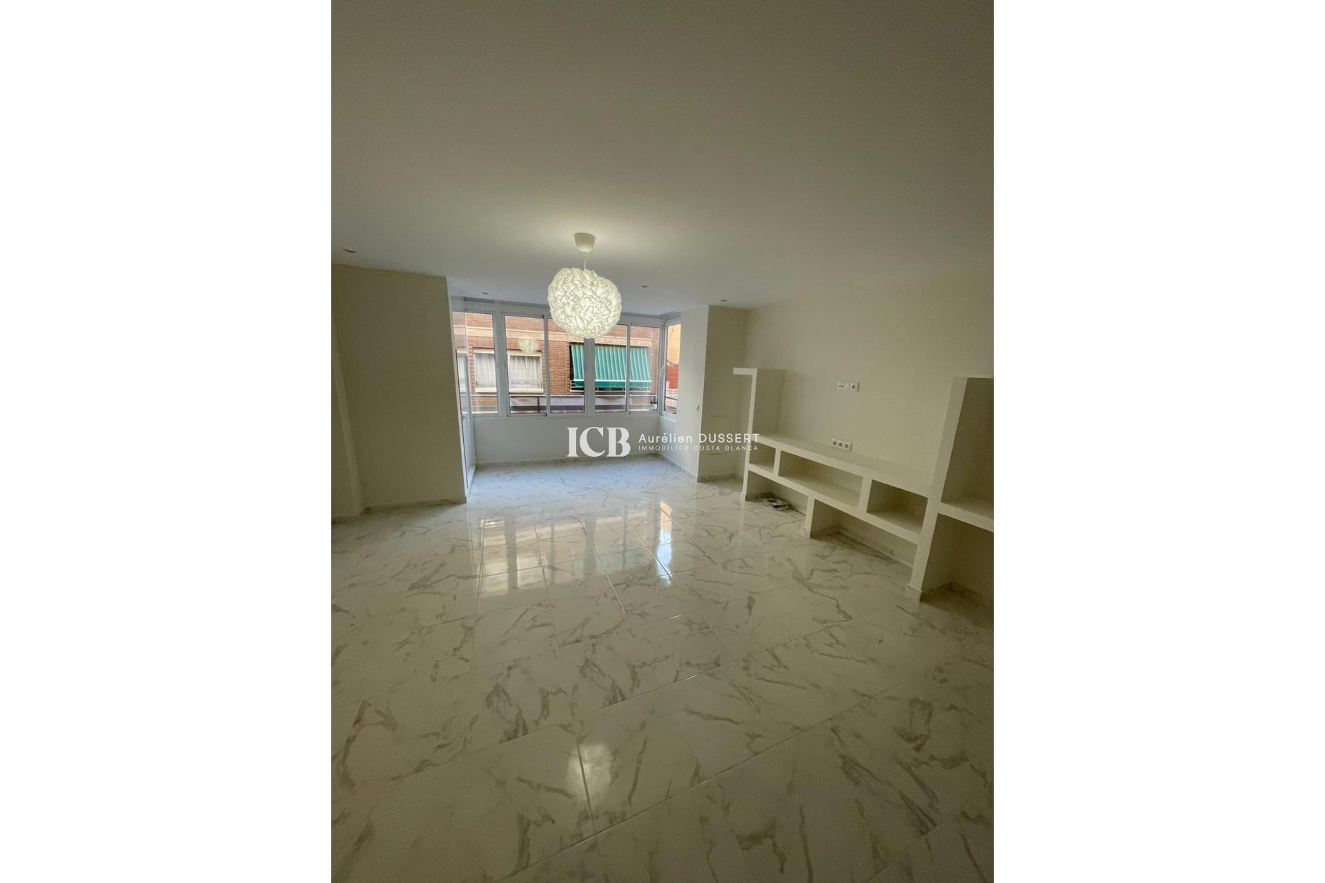 Revente - Appartement -
Torrevieja - torrevieja