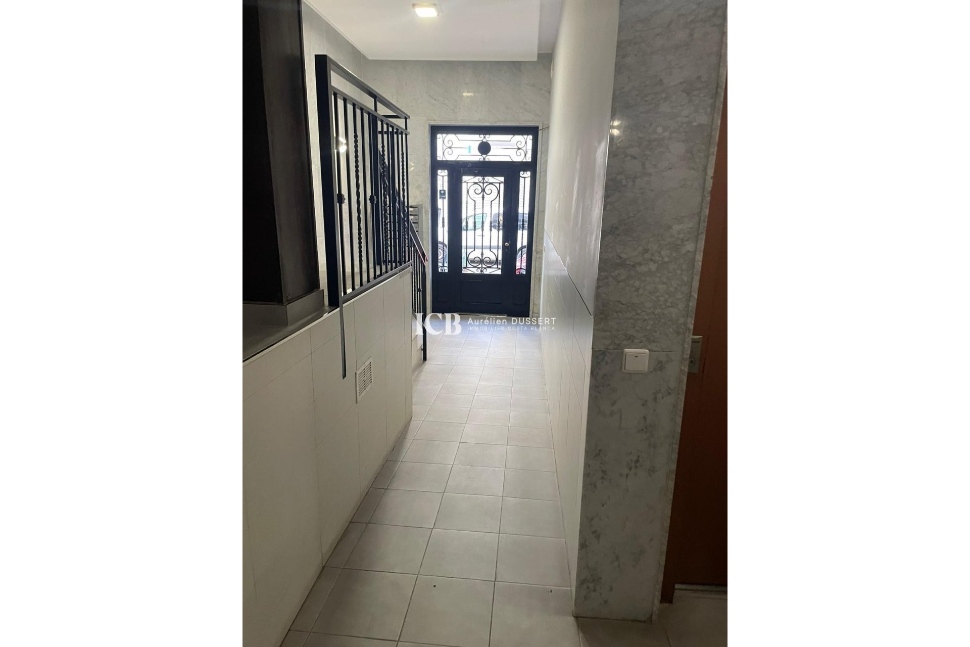 Revente - Appartement -
Torrevieja - torrevieja