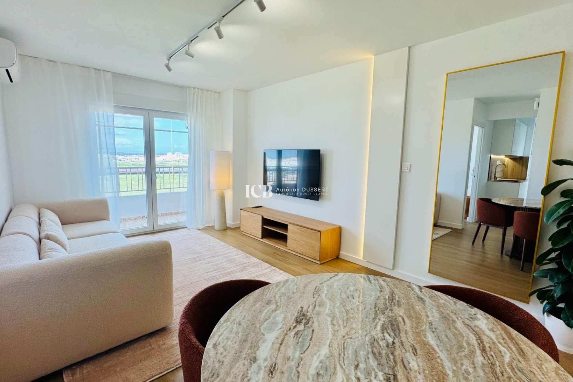 Revente - Appartement -
Torrevieja