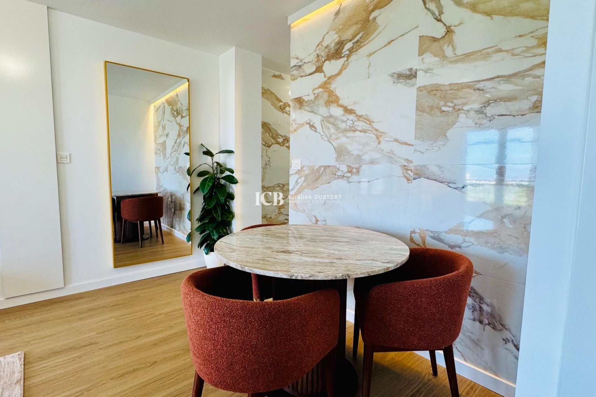 Revente - Appartement -
Torrevieja