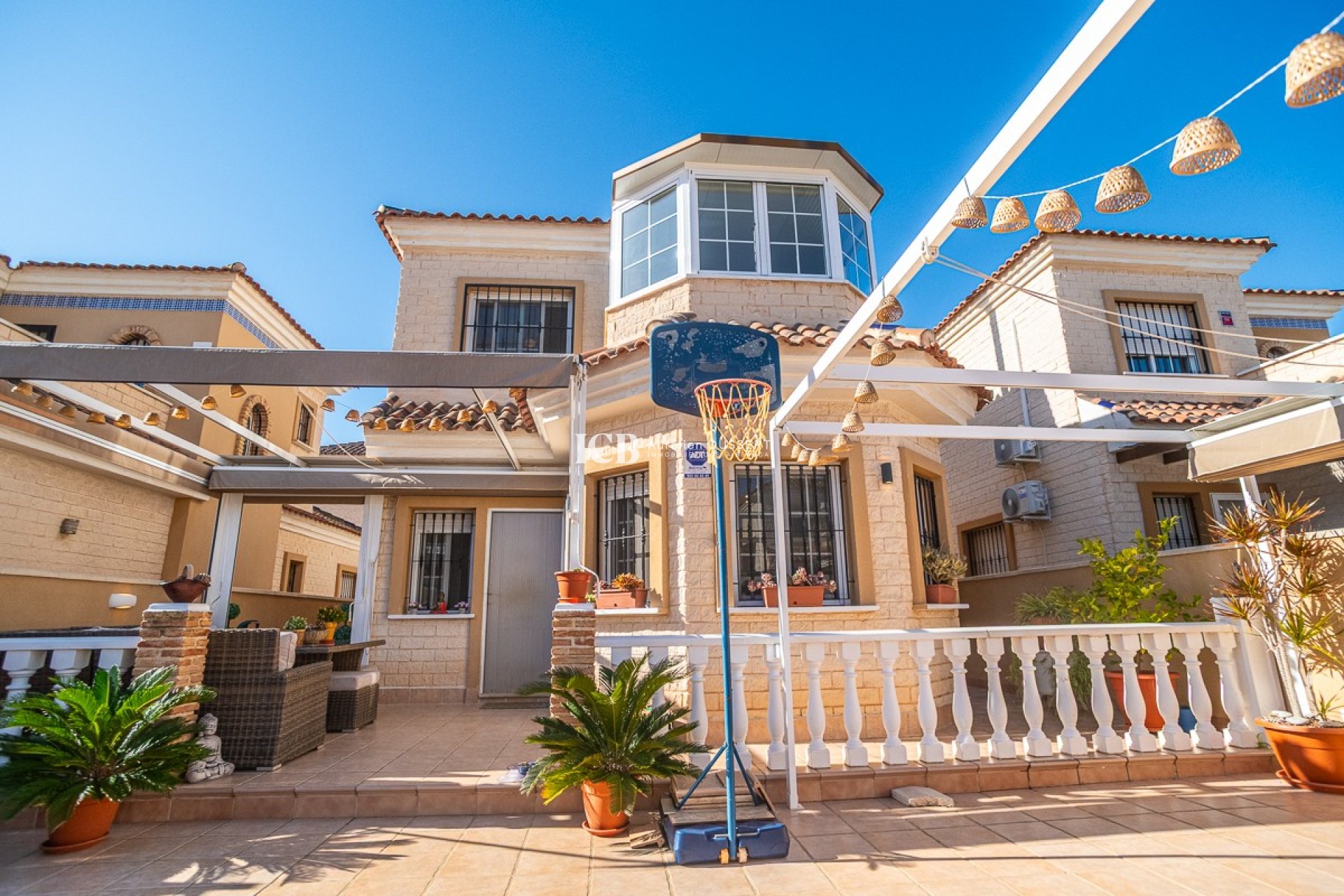 Revente - Maison individuelle -
Guardamar del Segura - El Raso