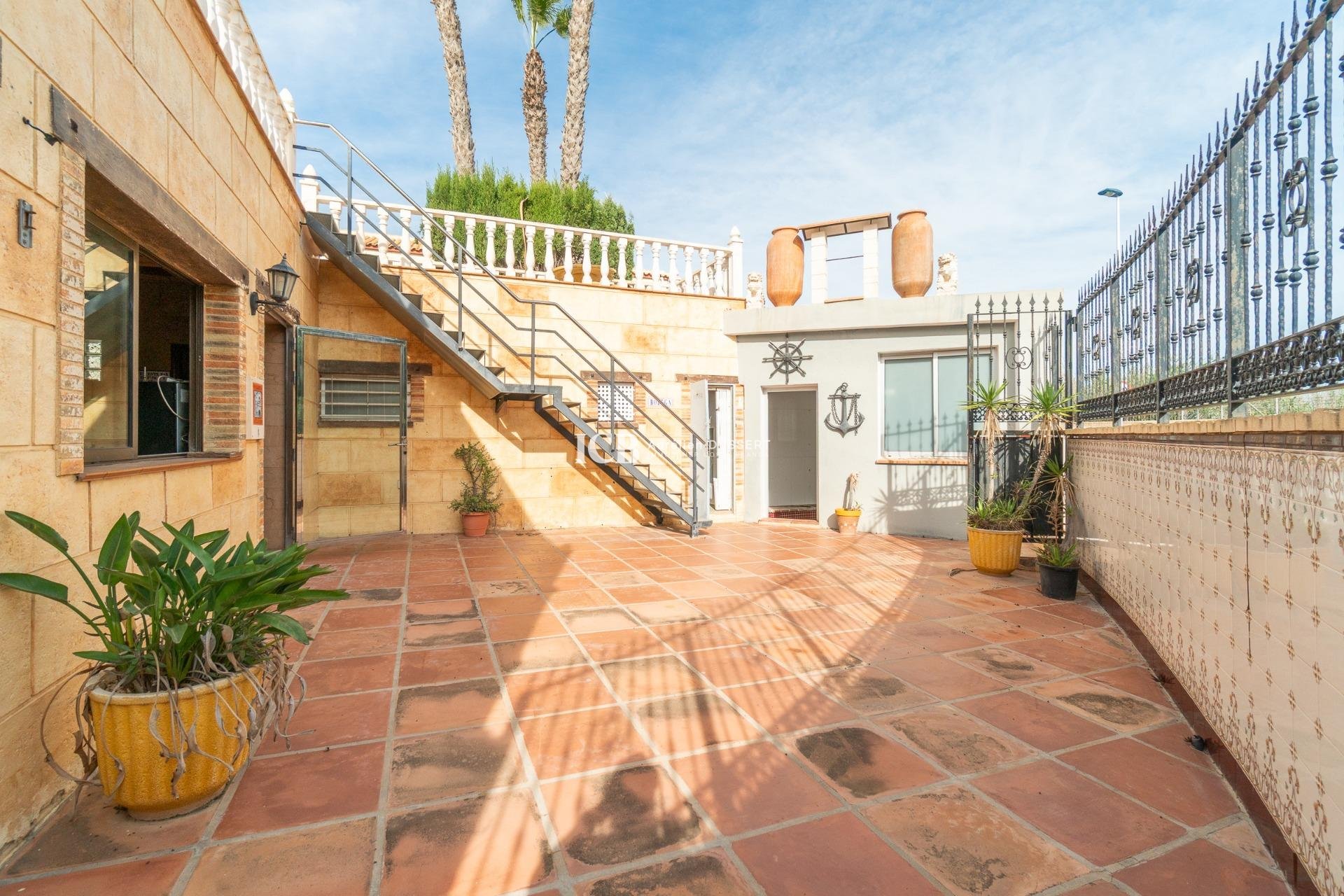 Revente - Maison individuelle -
Los Altos - Torrevieja