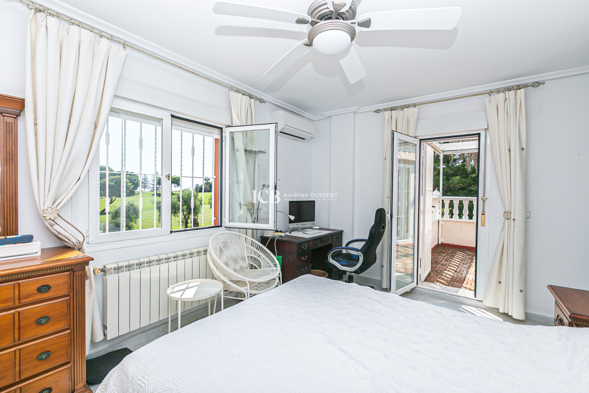 Revente - Maison individuelle -
Orihuela Costa - Campoamor Golf