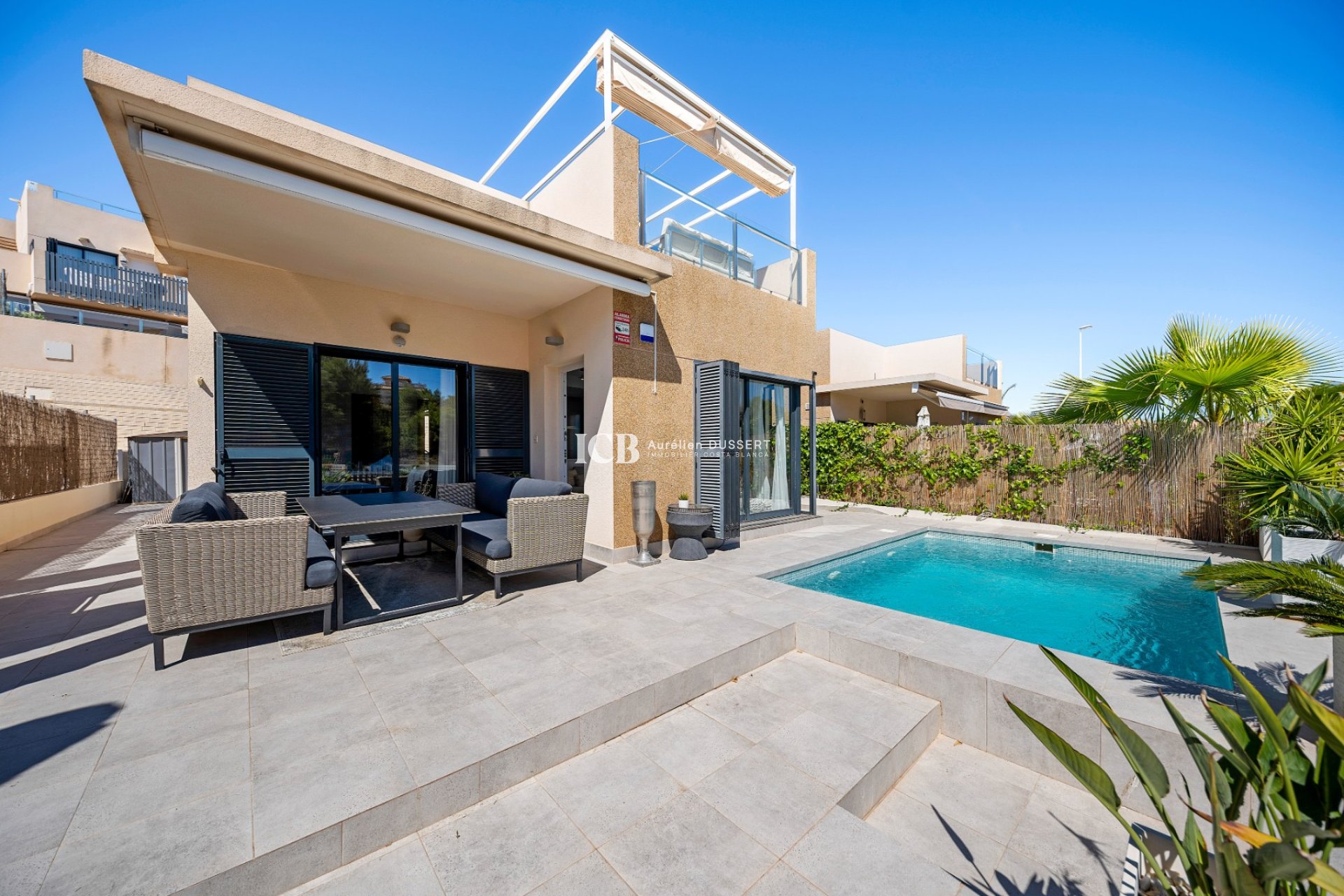 Revente - Maison individuelle -
Orihuela Costa - La Zenia