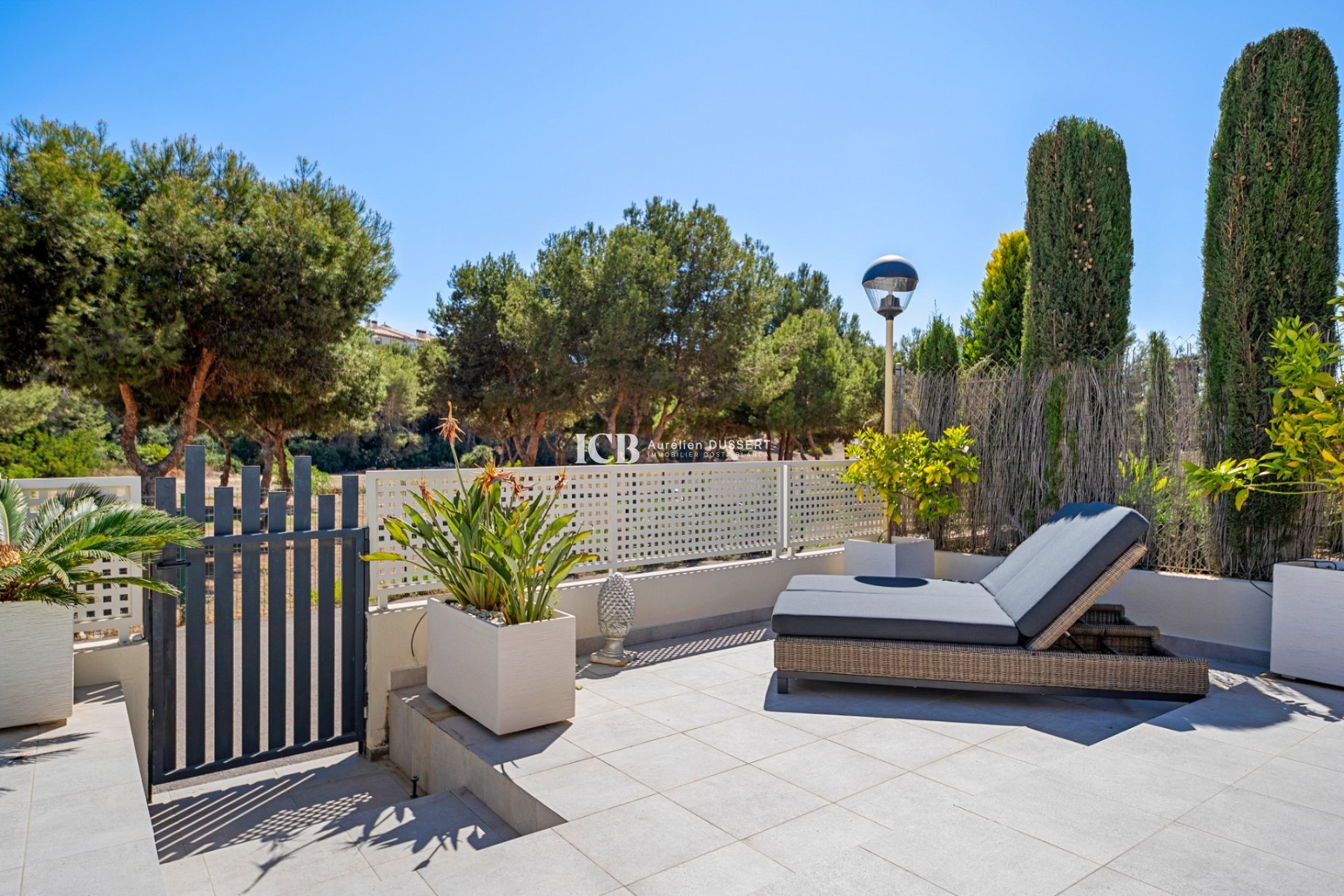 Revente - Maison individuelle -
Orihuela Costa - La Zenia